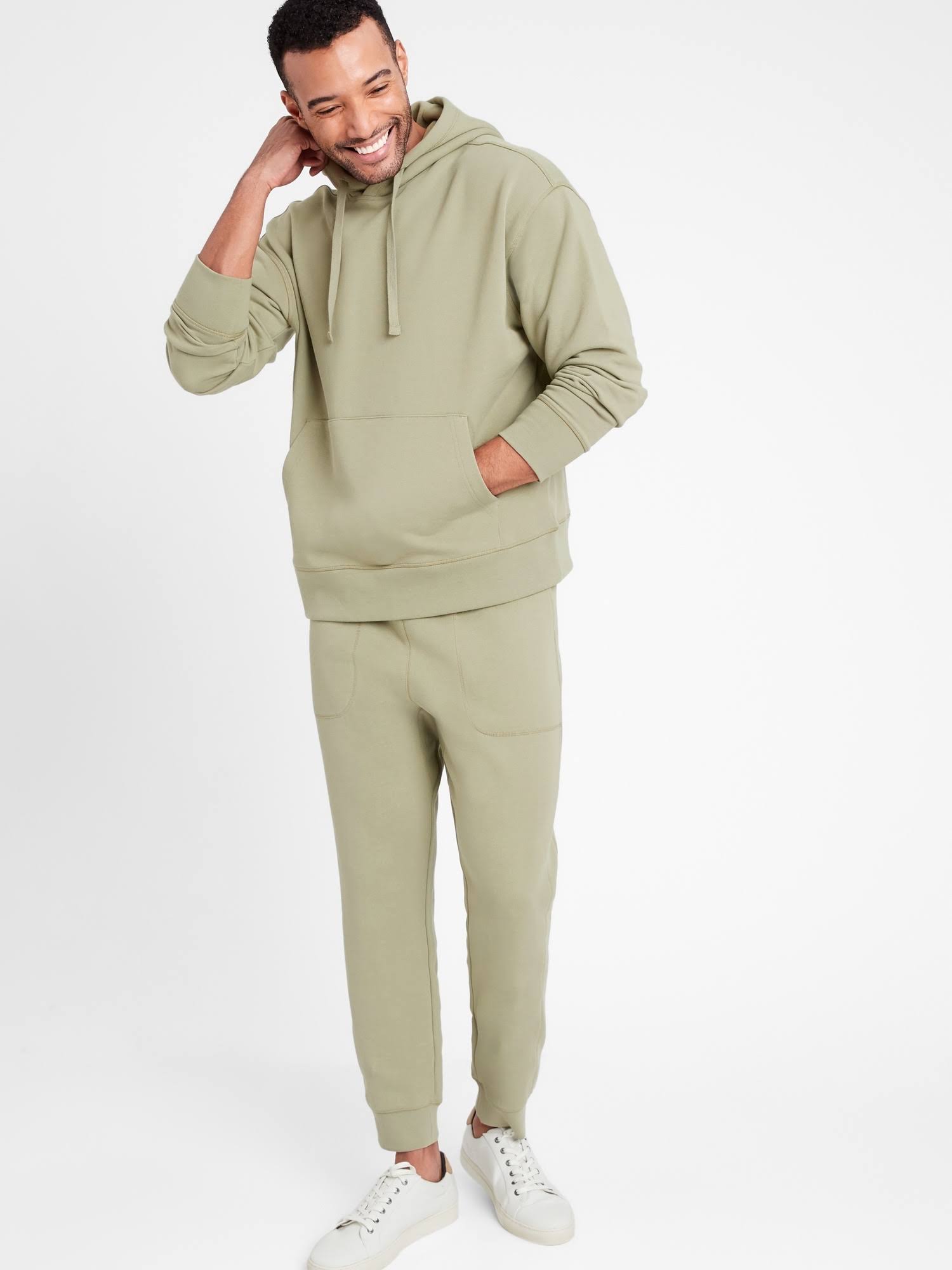 Banana Republic Men's Organic French Terry Jogger Green Cardoon Size S