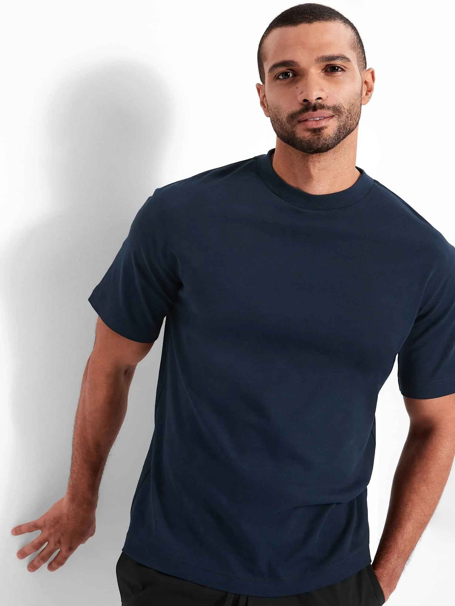 Banana Republic Men's Organic High Crew-Neck T-Shirt Navy Size S