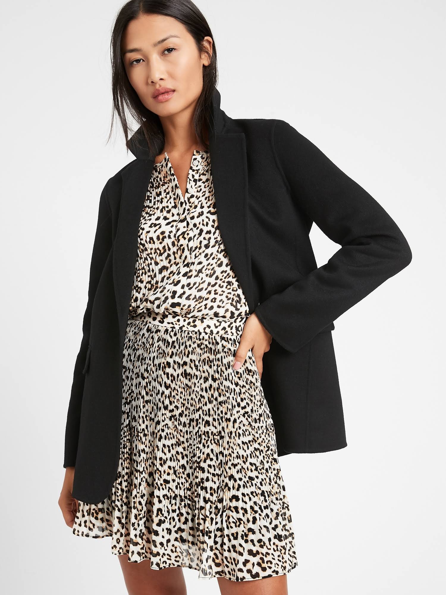 Banana Republic Women's Pleated Mini Skirt Cheetah Print Size 14