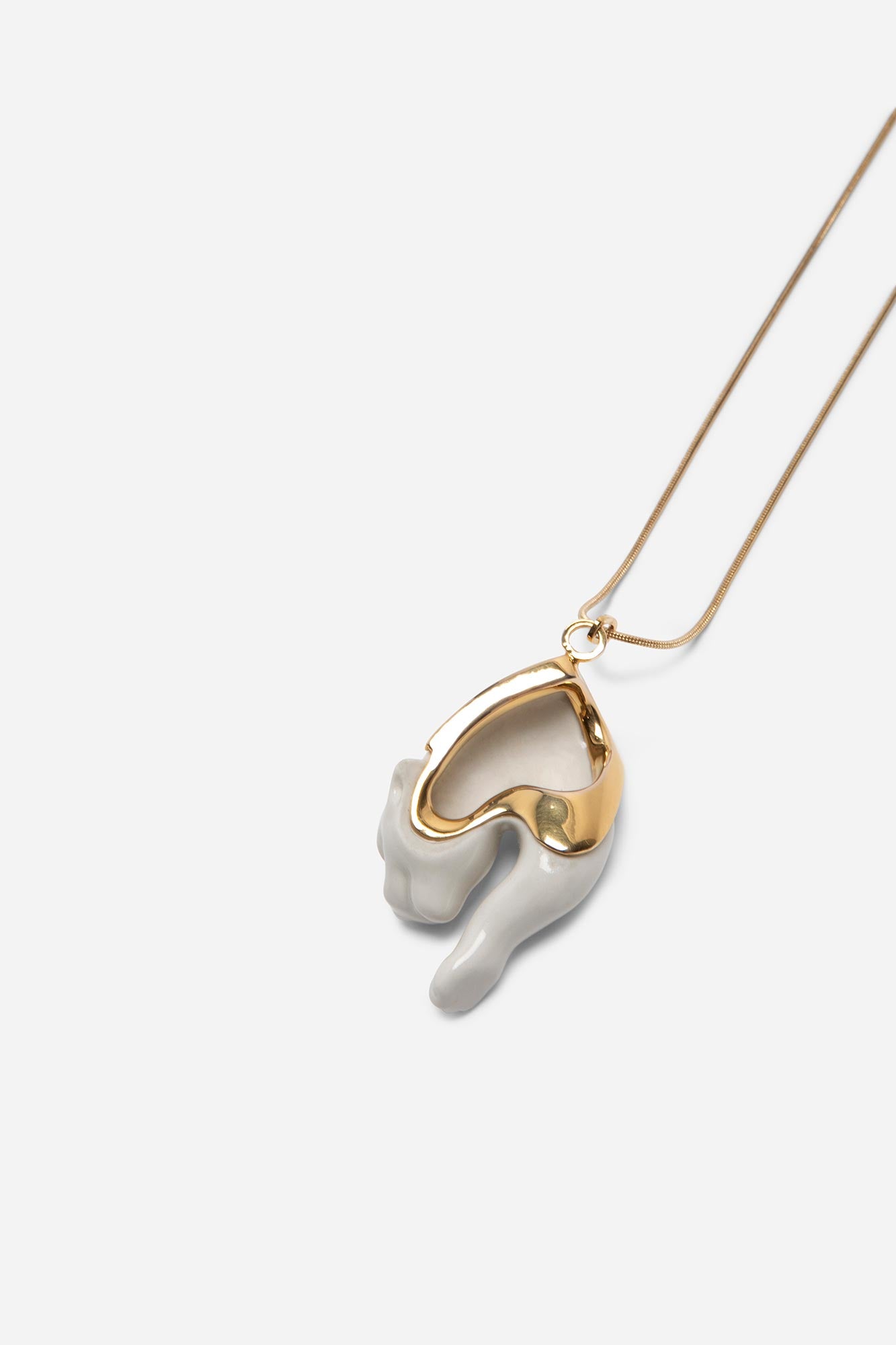 BROKEN PANTHER PENDANT