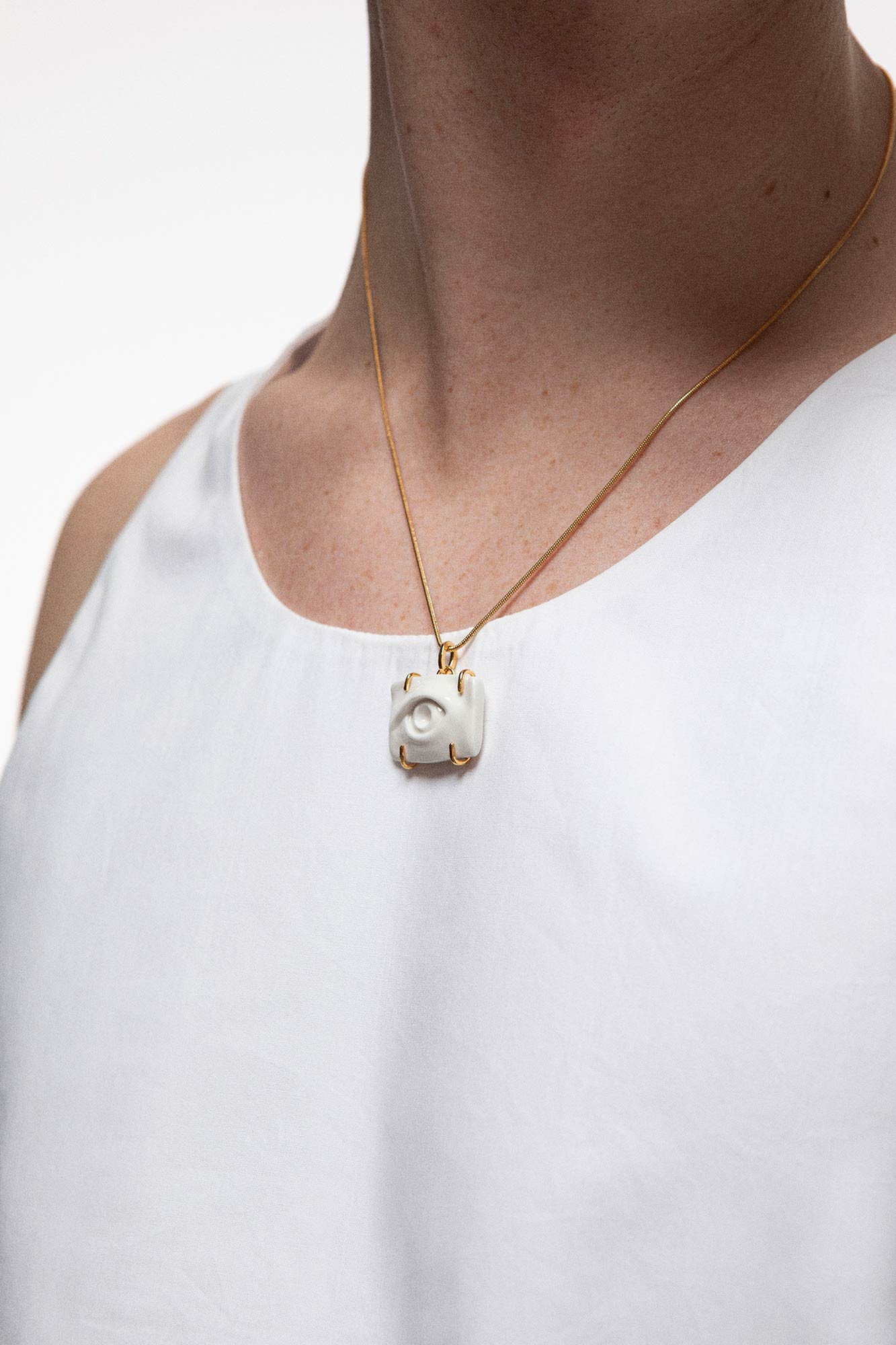 EYE PENDANT