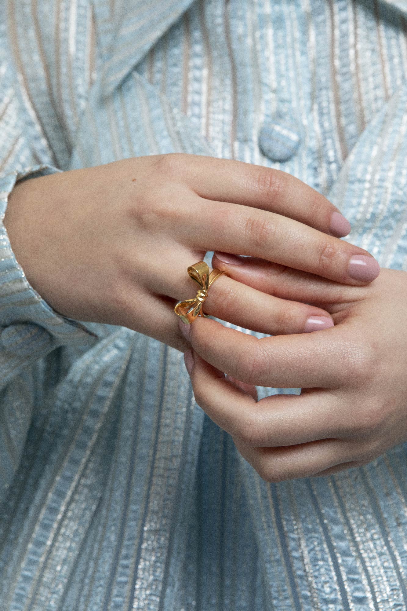 BOW METAL RING