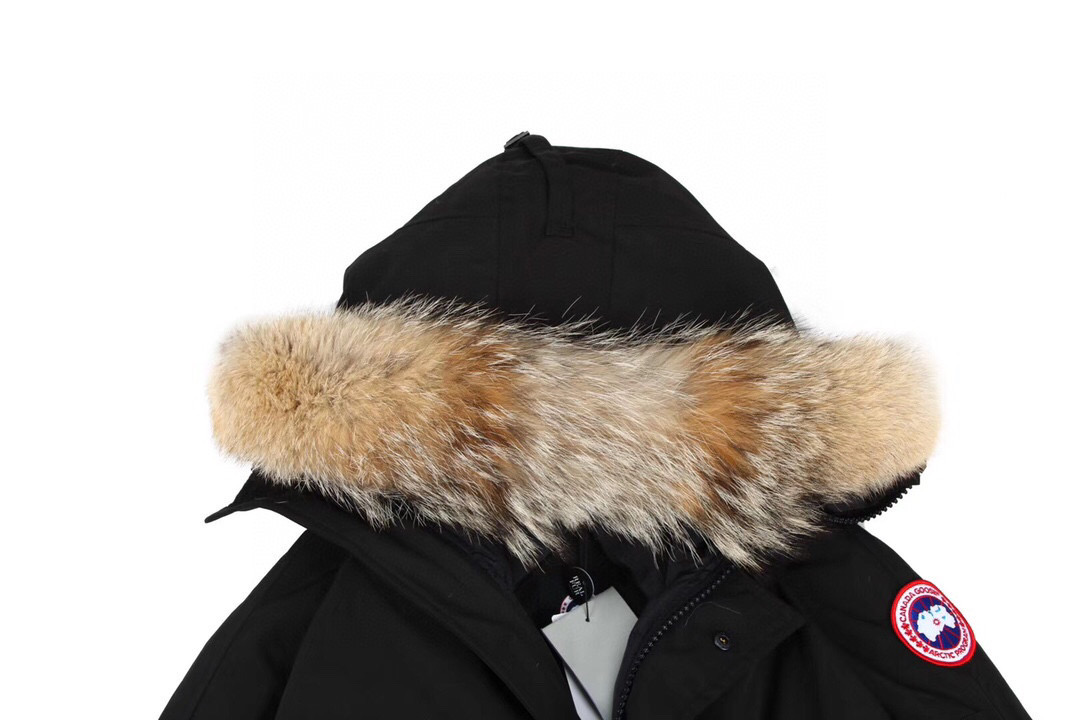 01 Canada Goose Chilliwack 7999M Black