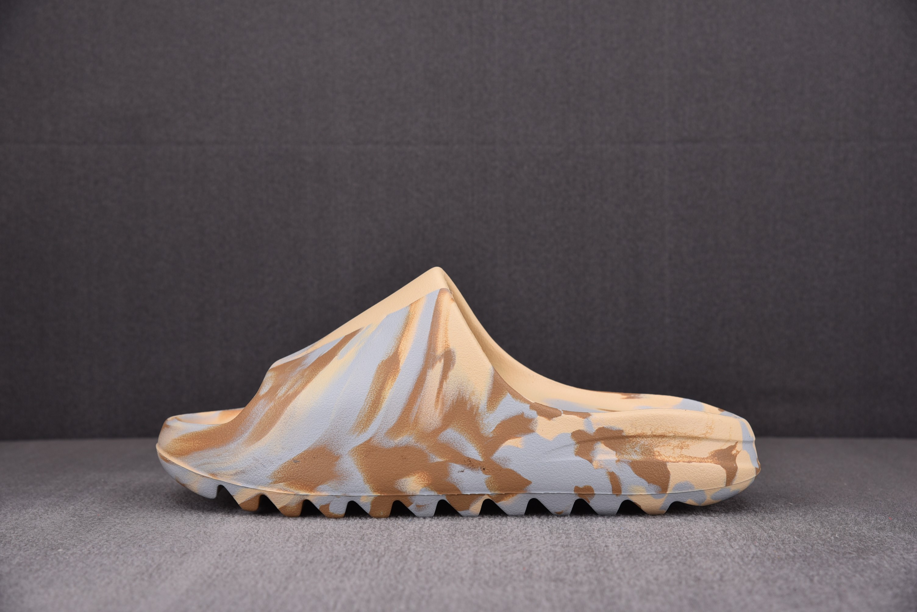 Yeezy Slide MX Orange (Cream)