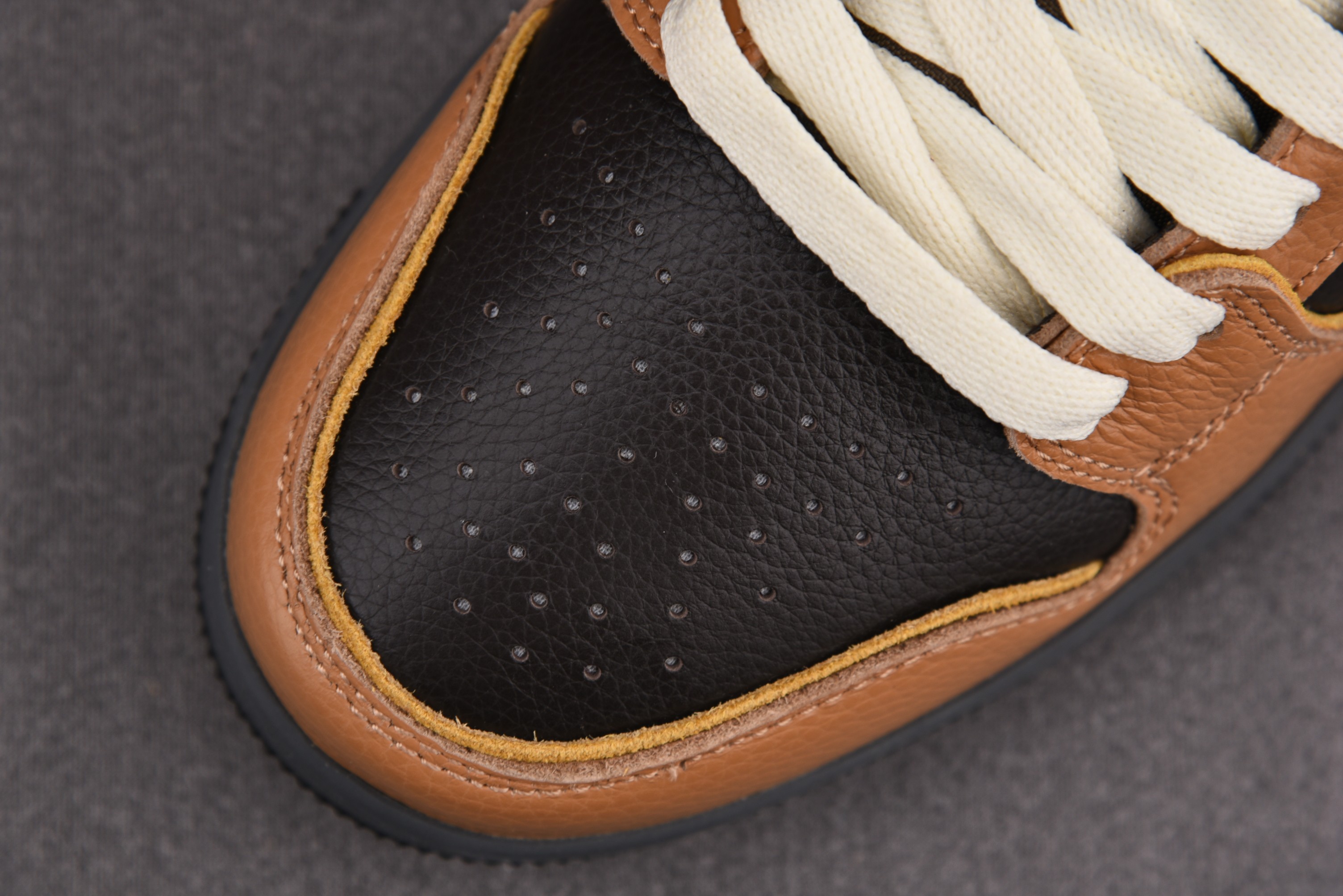 A BATHING APE BAPE SK8 STA Yellow Brown