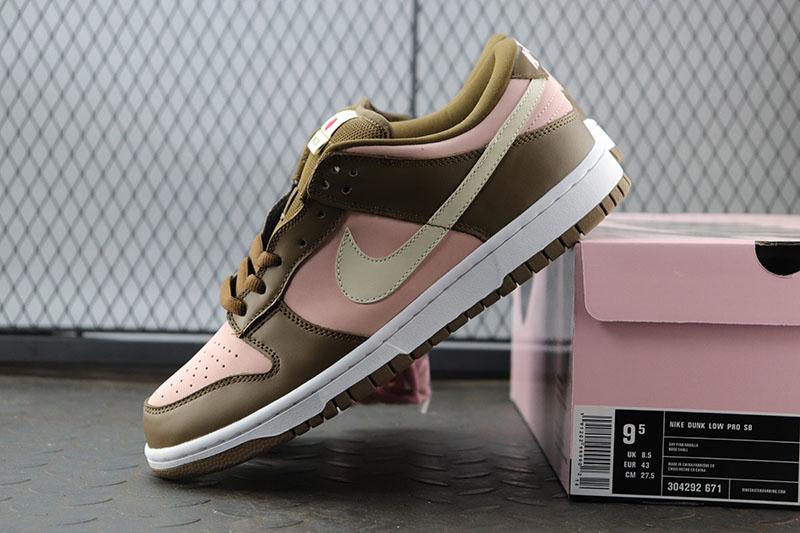 Nike Dunk SB Low Stussy Cherry