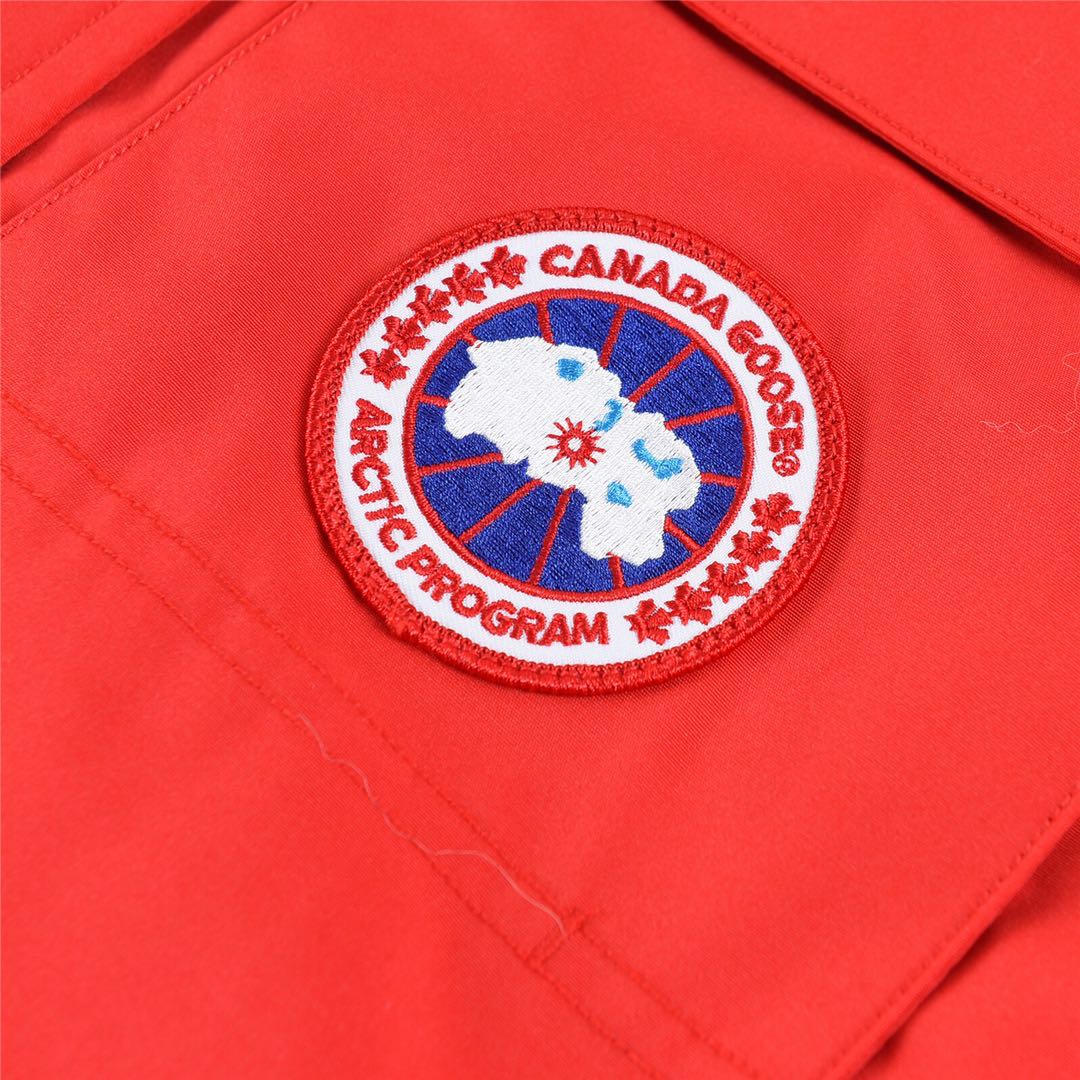 09 Canada Gooxx Expedition 4660L Red Female