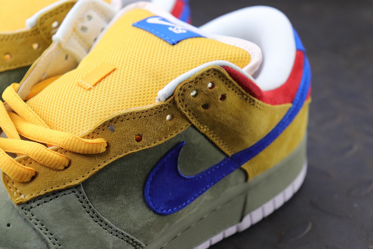 Nike SB Dunk Low Puff N Stuff
