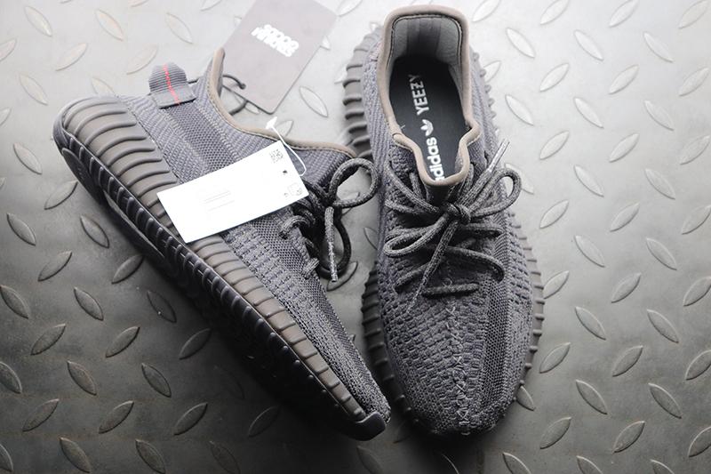 【Clearance】adidas Yeezy Boost 350 V2 Static Black Reflective (US5)