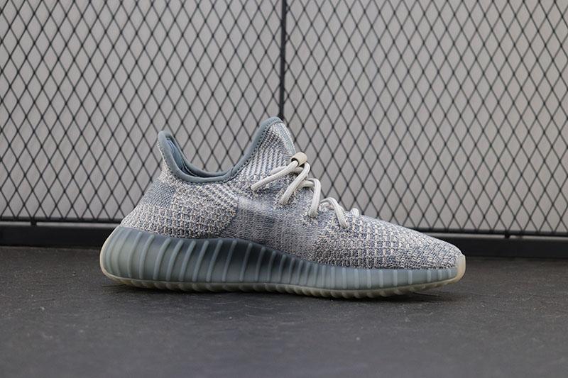 adidas YEEZY 350 v2 Israfil