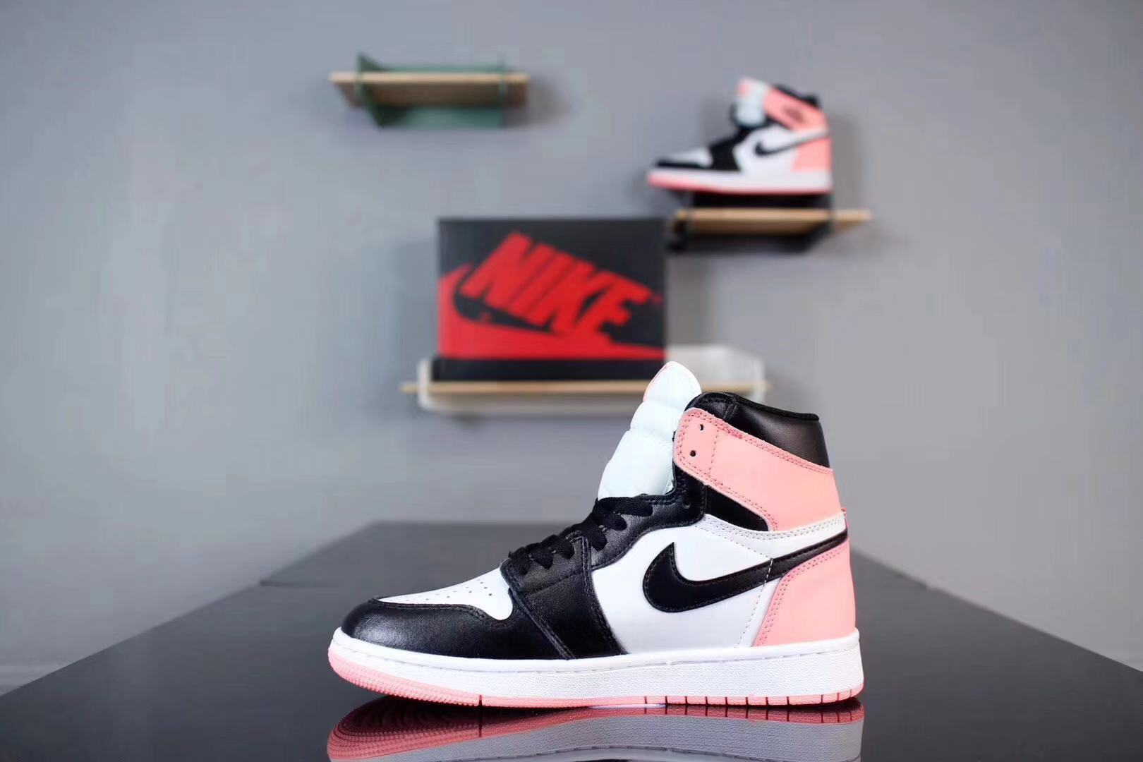 Jordan 1 Retro High Rust Pink