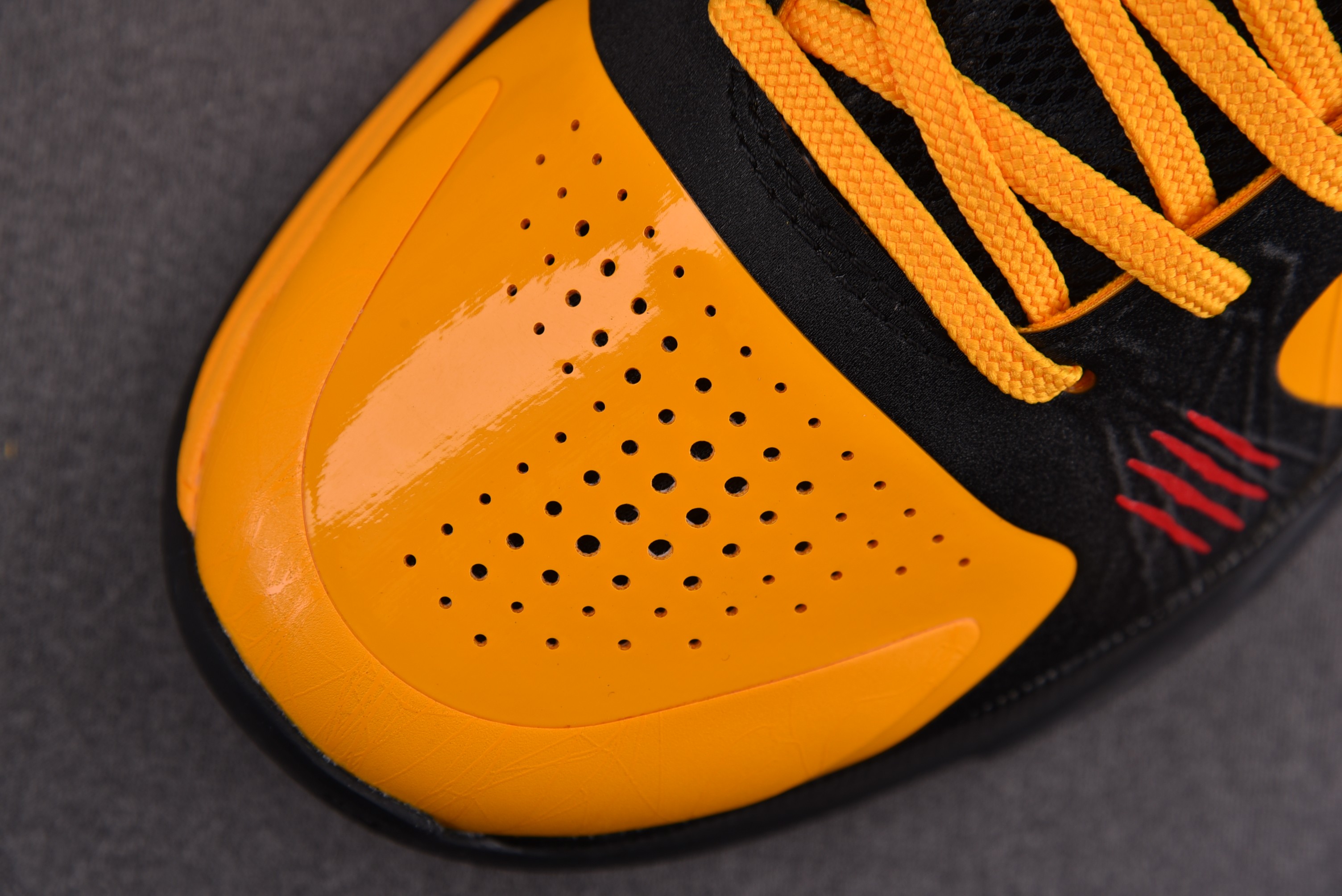 Nike Kobe 5 Protro Bruce Lee