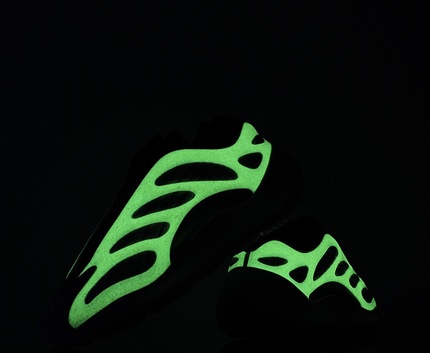 Adidas Yeezy 700 V3 Azael