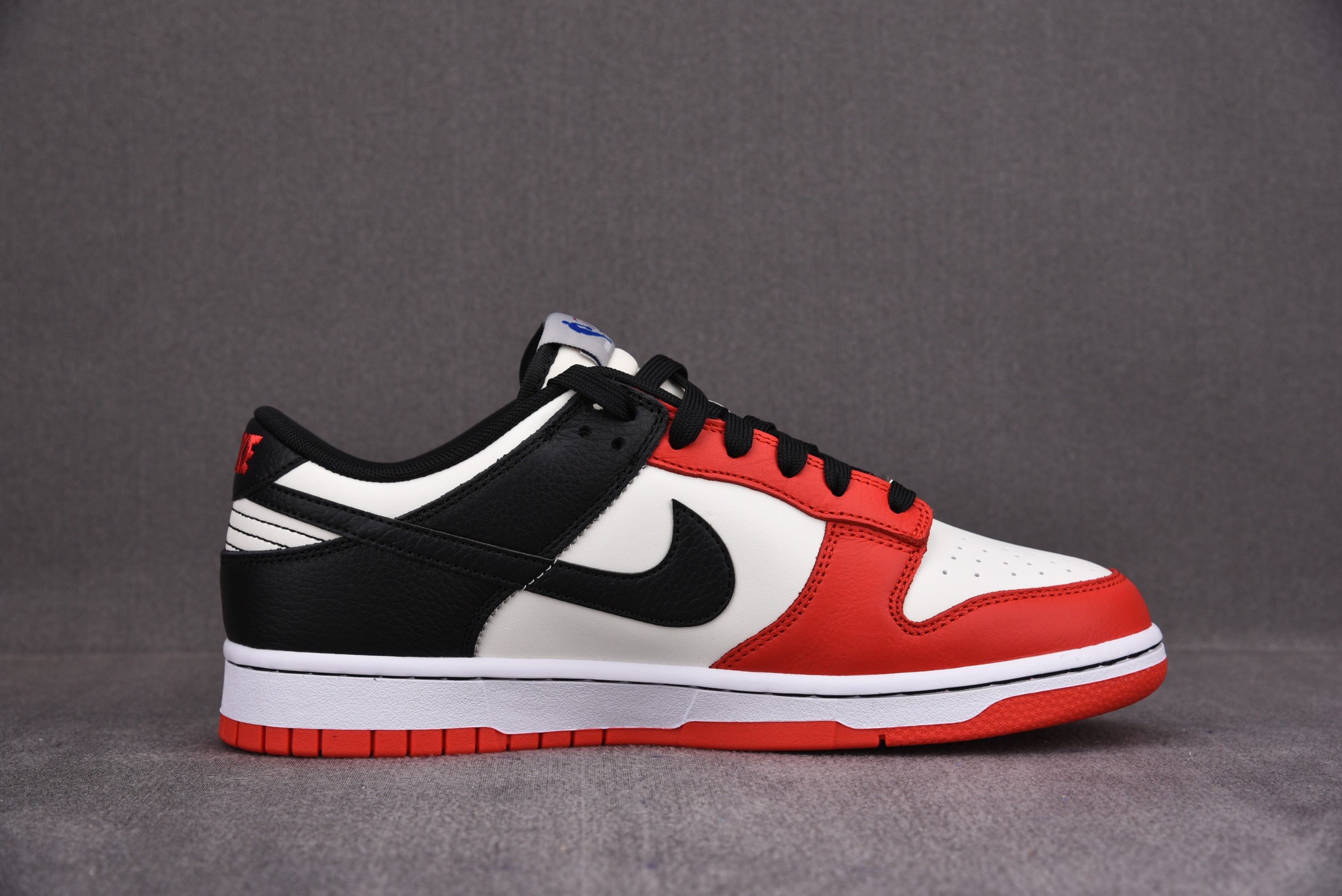 NBA x Nike Dunk Low EMB Chicago