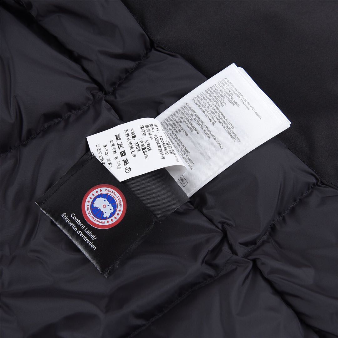 09 Canada Gooxx Expedition 4660L Black Female