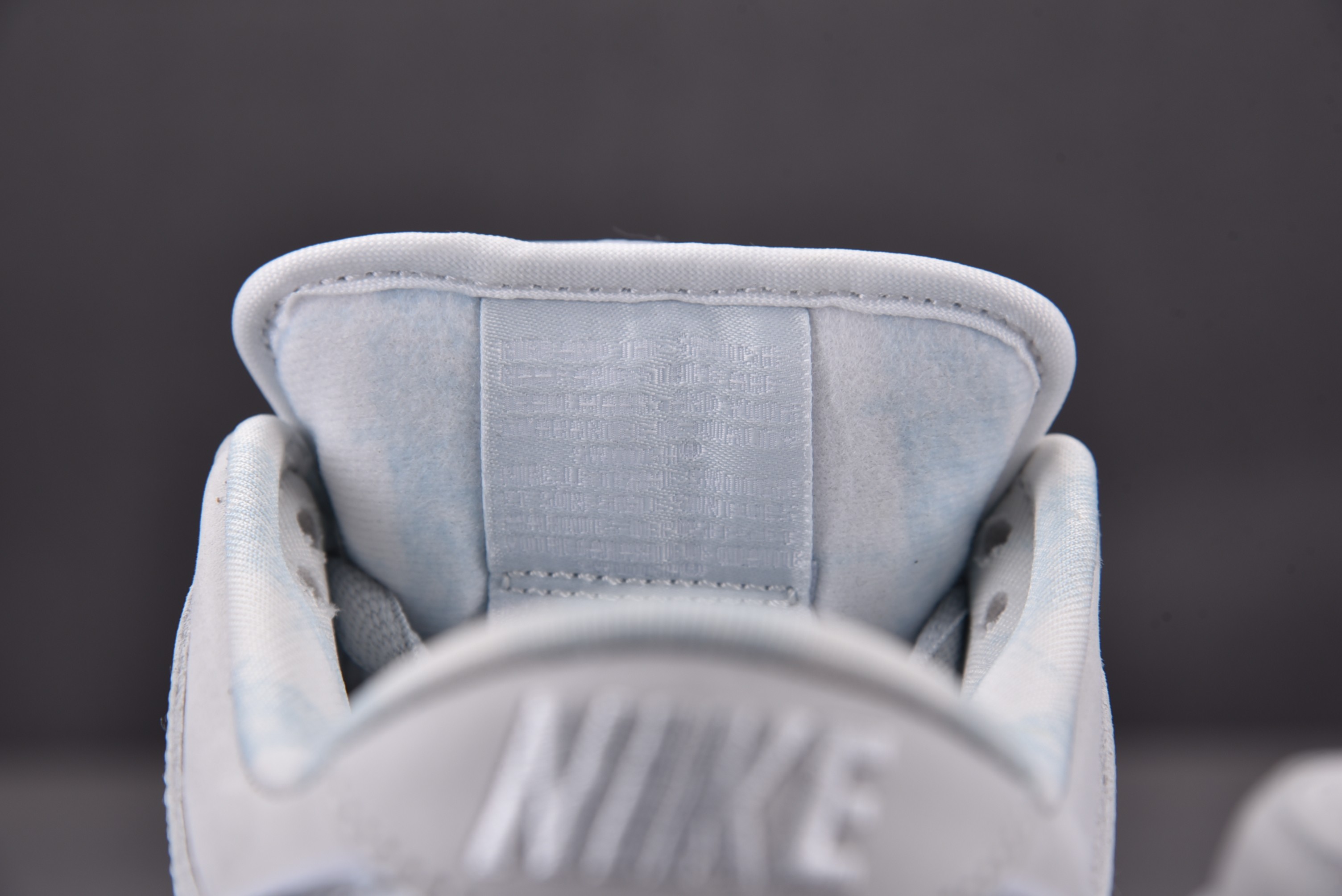 Nike SB Dunk Low White Lobster (Friends and Family)(Black Ruber Ring)