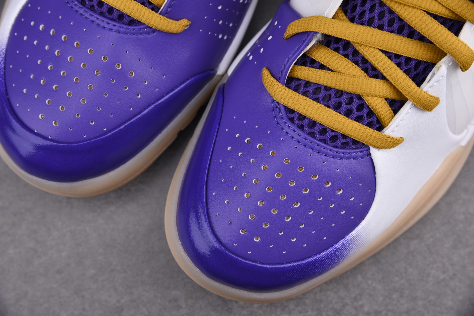 Nike Kobe 4 MLK Gold
