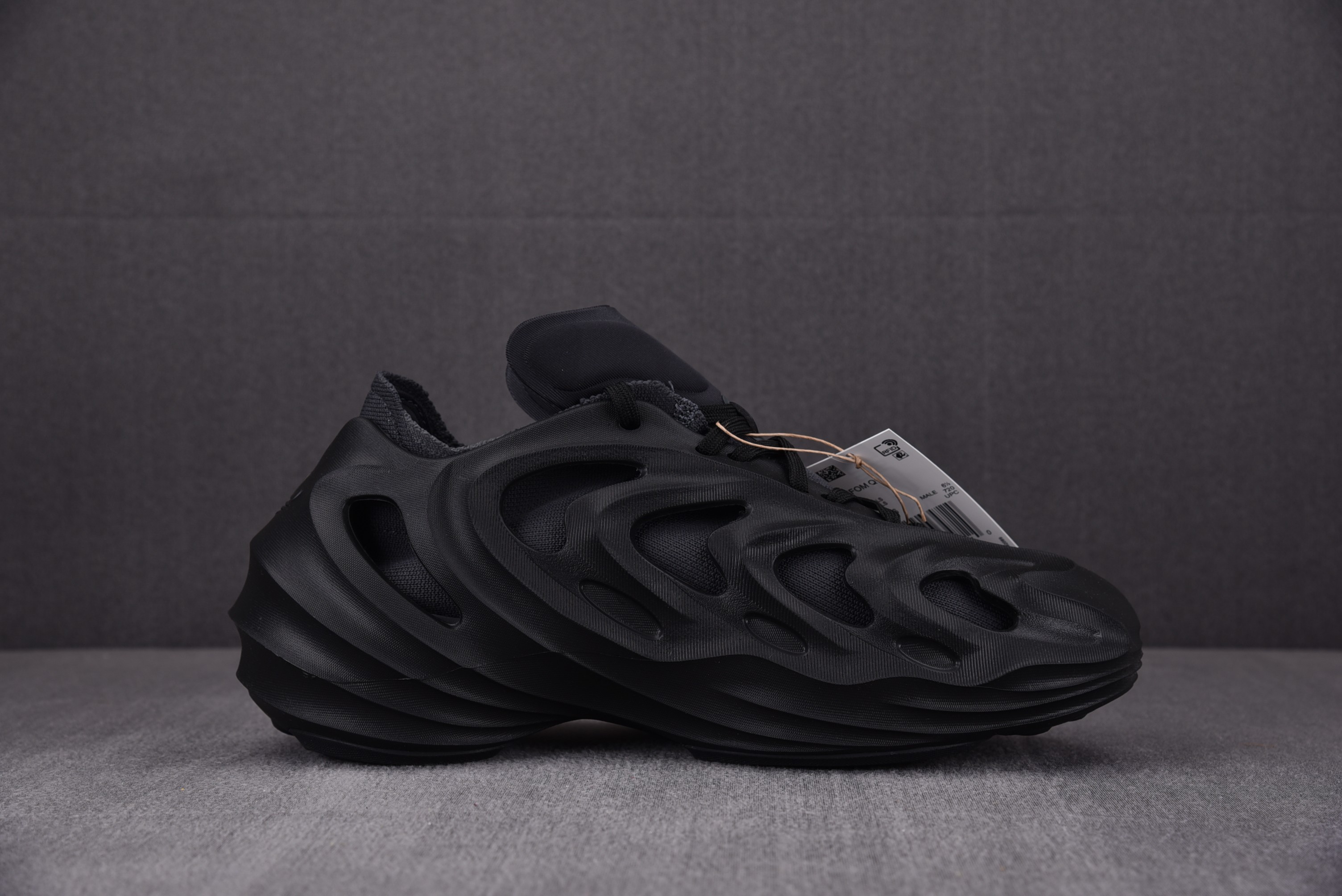 adidas adiFOM Q Black Carbon