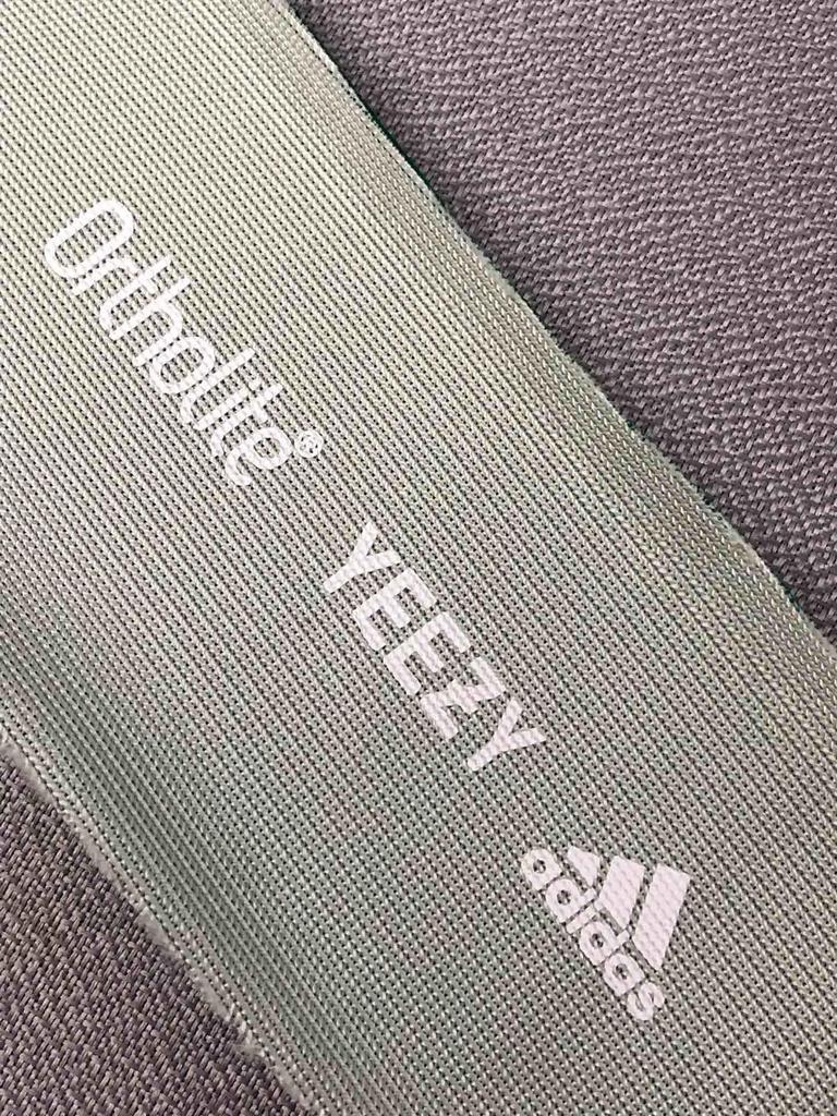 Adidas Yeezy Boost 700 Salt