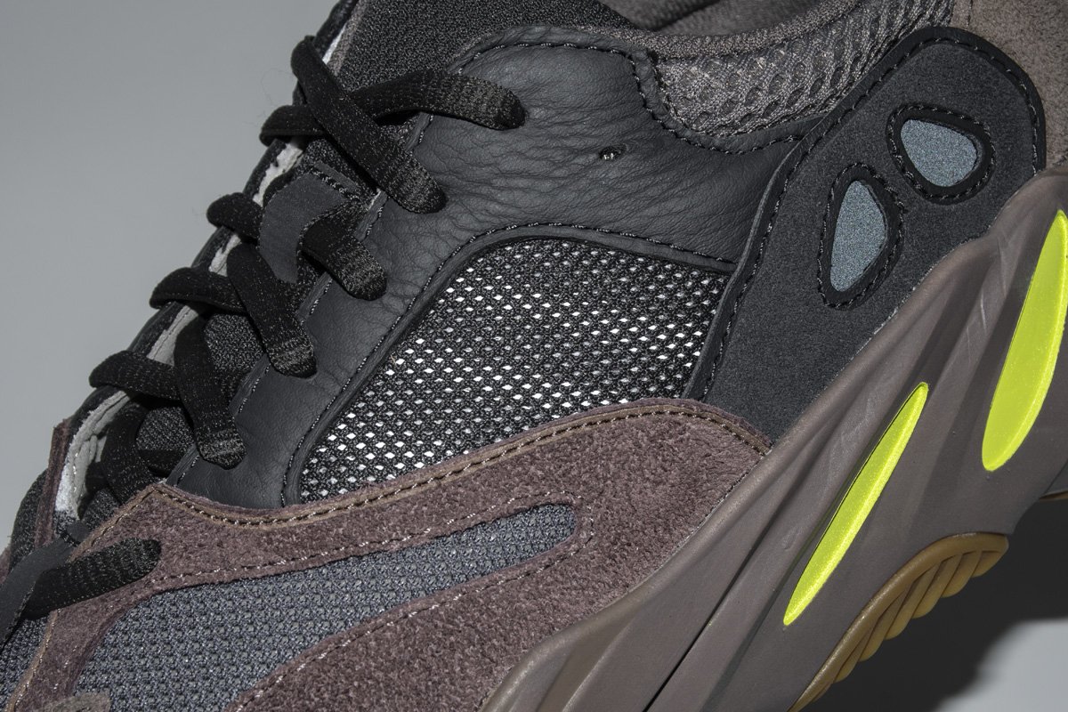 adidas Yeezy Boost 700 Mauve