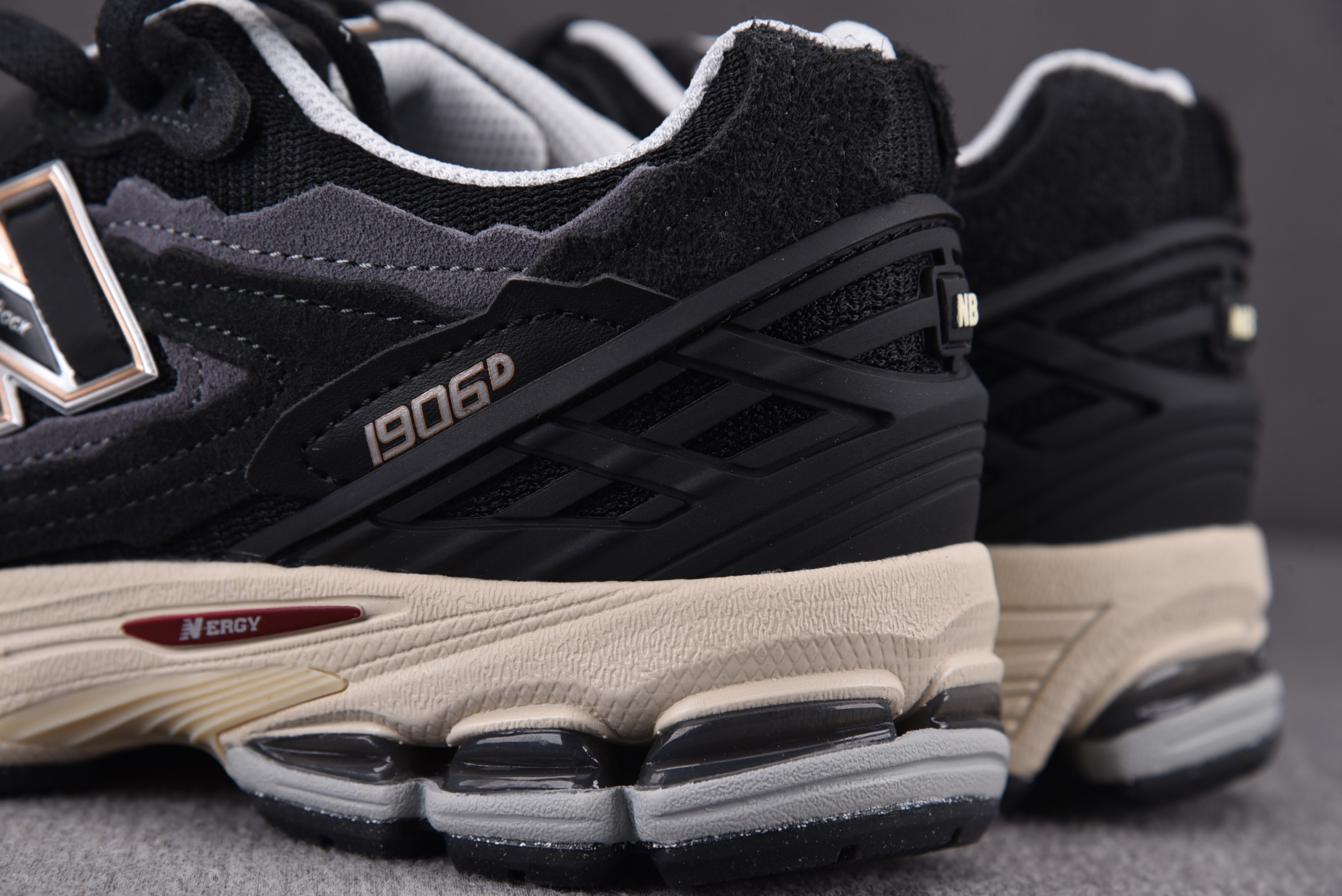 New Balance 1906DD BLACK