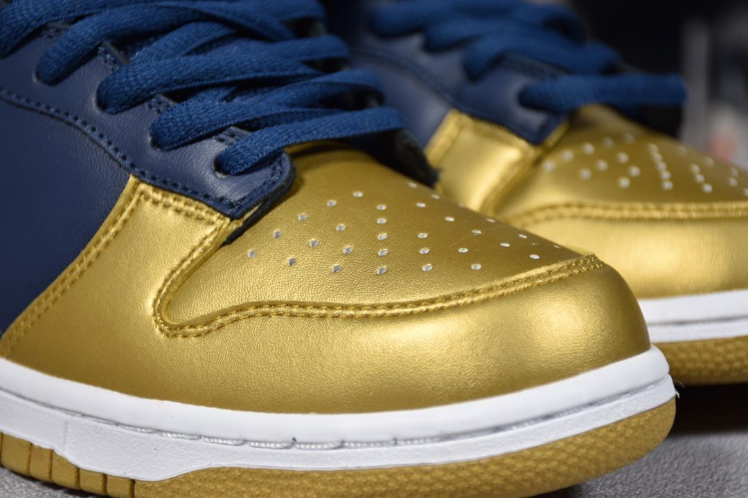 Nike SB Dunk Low Supreme Jewel Swoosh Gold