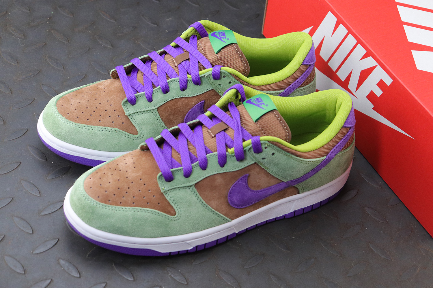 Nike Dunk Low Veneer
