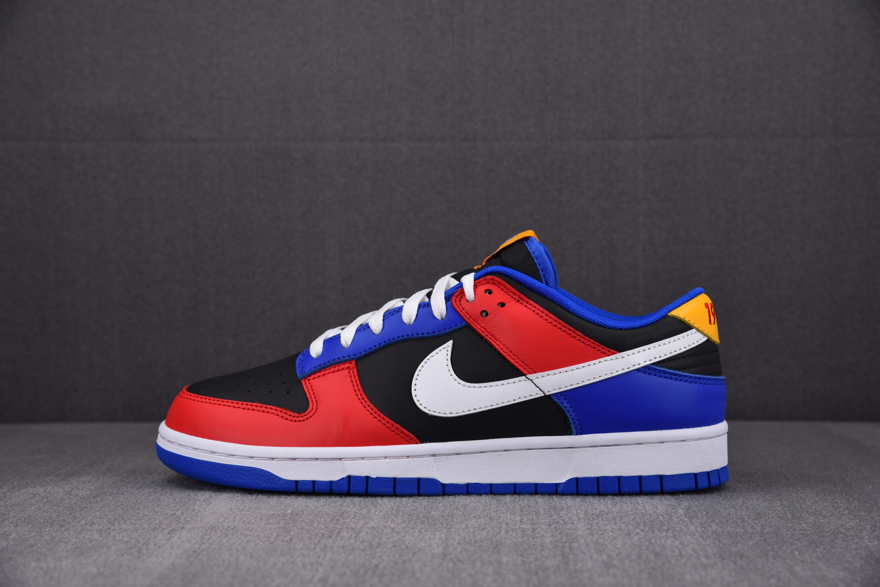 Nike Dunk Low Tennessee State University