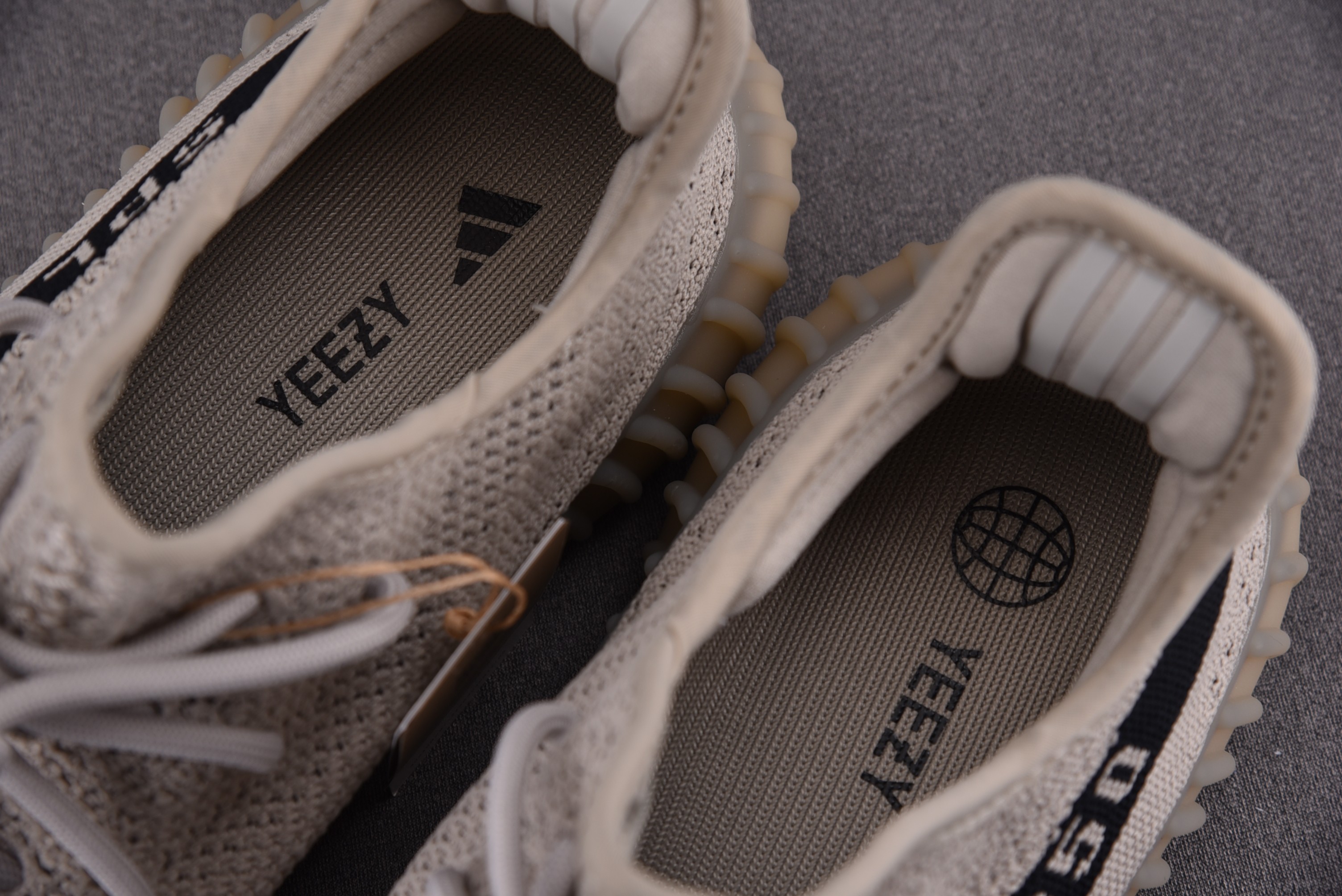 adidas Yeezy Boost 350 V2 Slate