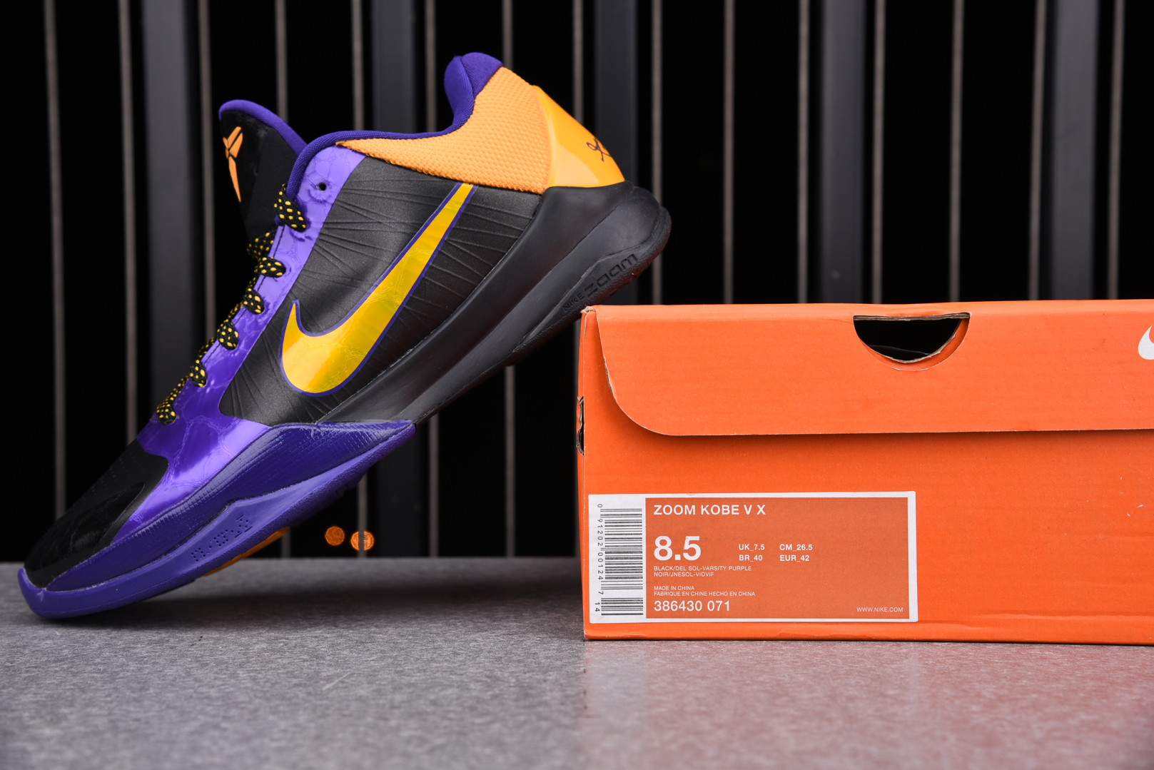 Nike ZOOM KOBE 5 X 'LAKERS AWAY'