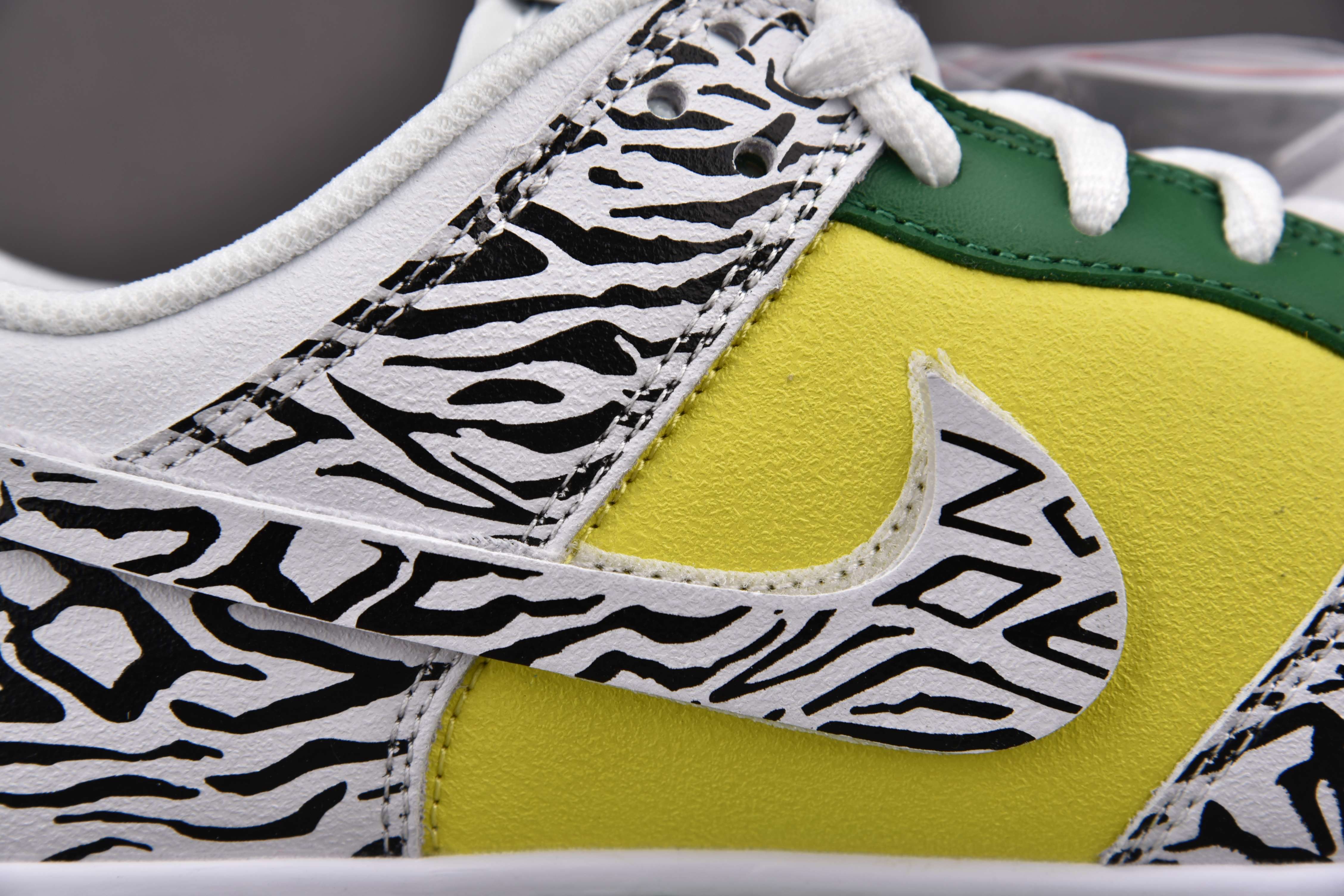 Nike Dunk Low Doernbecher Zoe