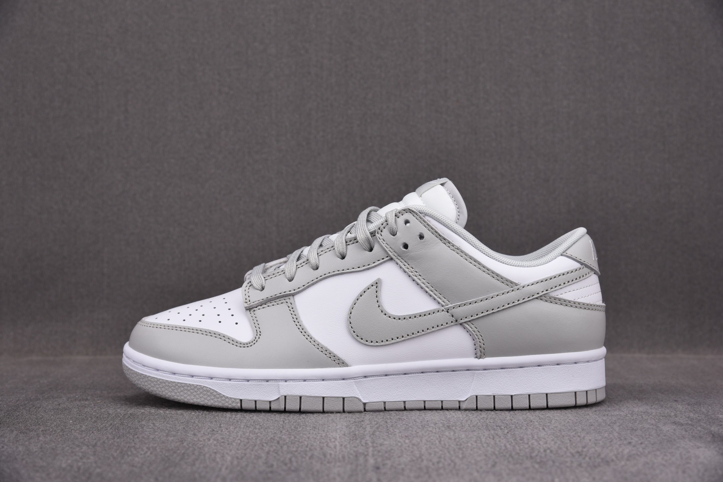 Nike Dunk Low Grey Fog