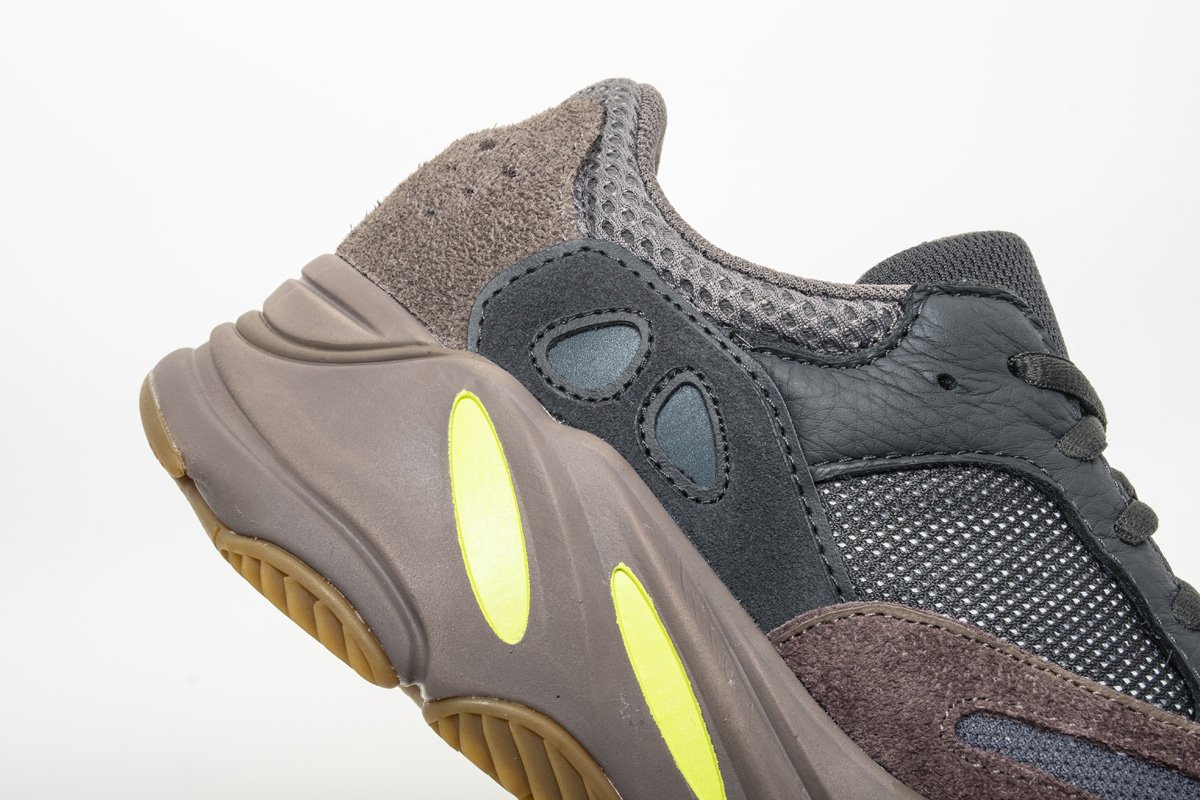 adidas Yeezy Boost 700 Mauve