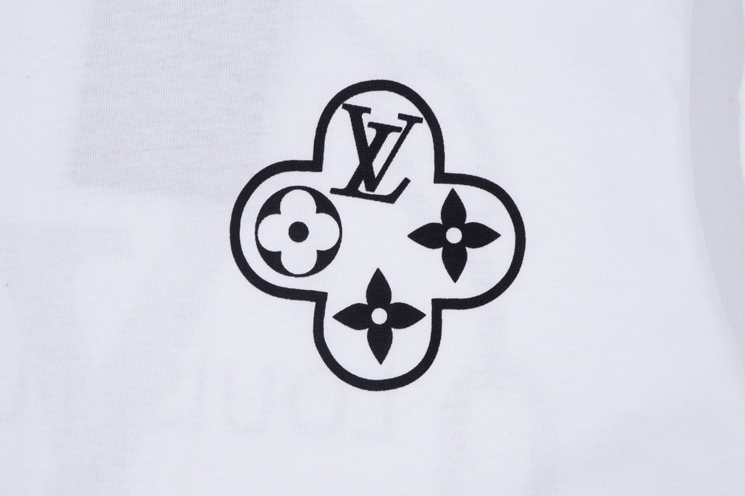 Louis Vuitton Double Sided Logo Print Classic Pattern White 6.14