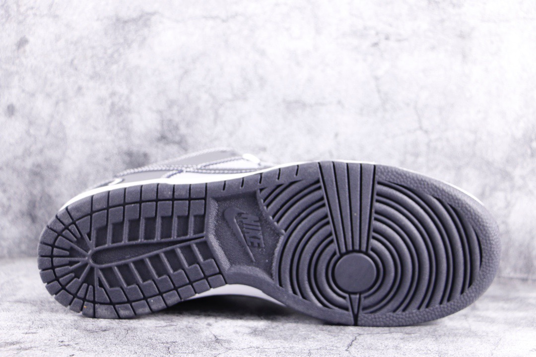 Nike SB Dunk Low Lunar Eclipse (West)