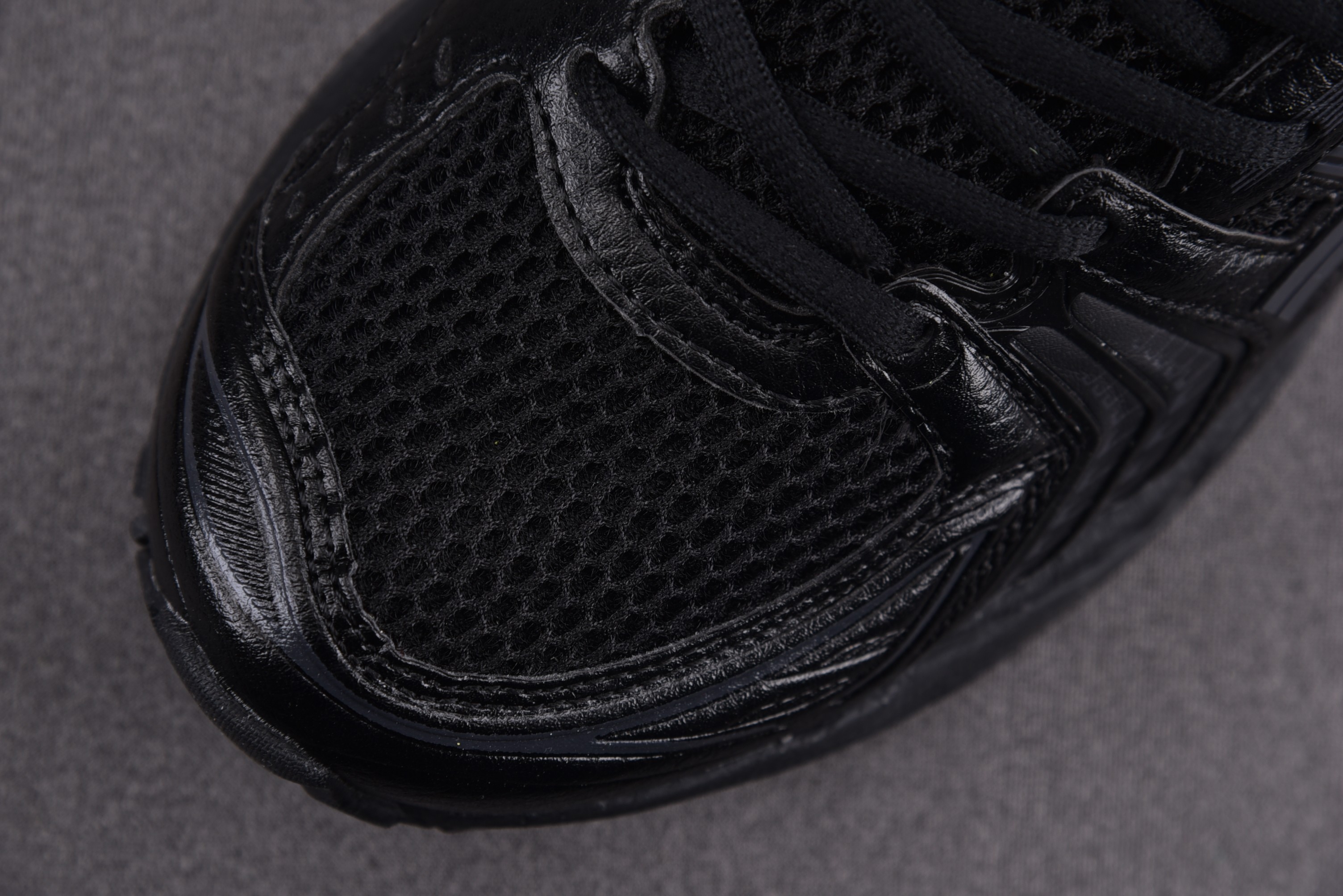 ASICS Gel-Kayano 14 Black Graphite Grey