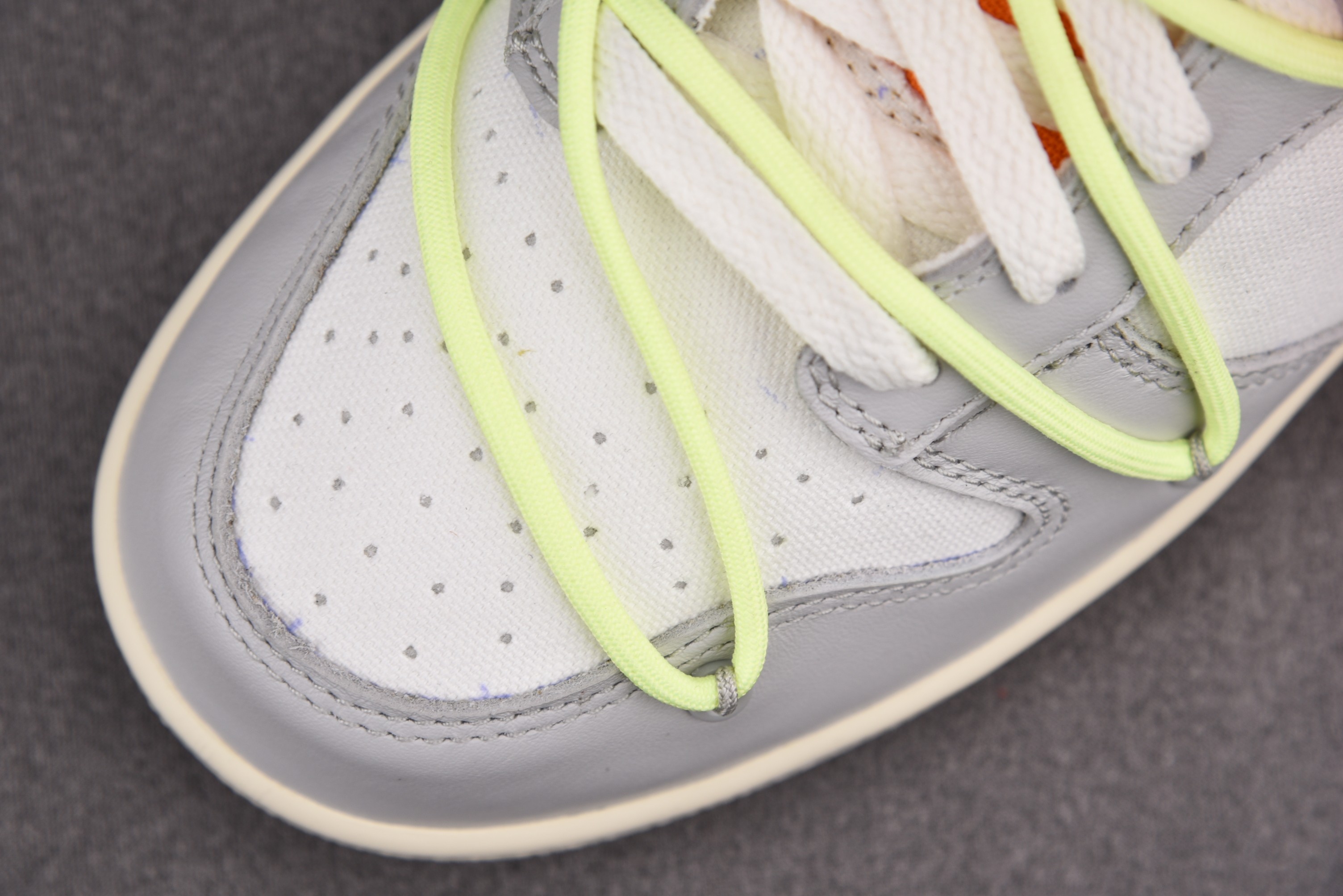Nike Dunk Low Off-White Lot 43