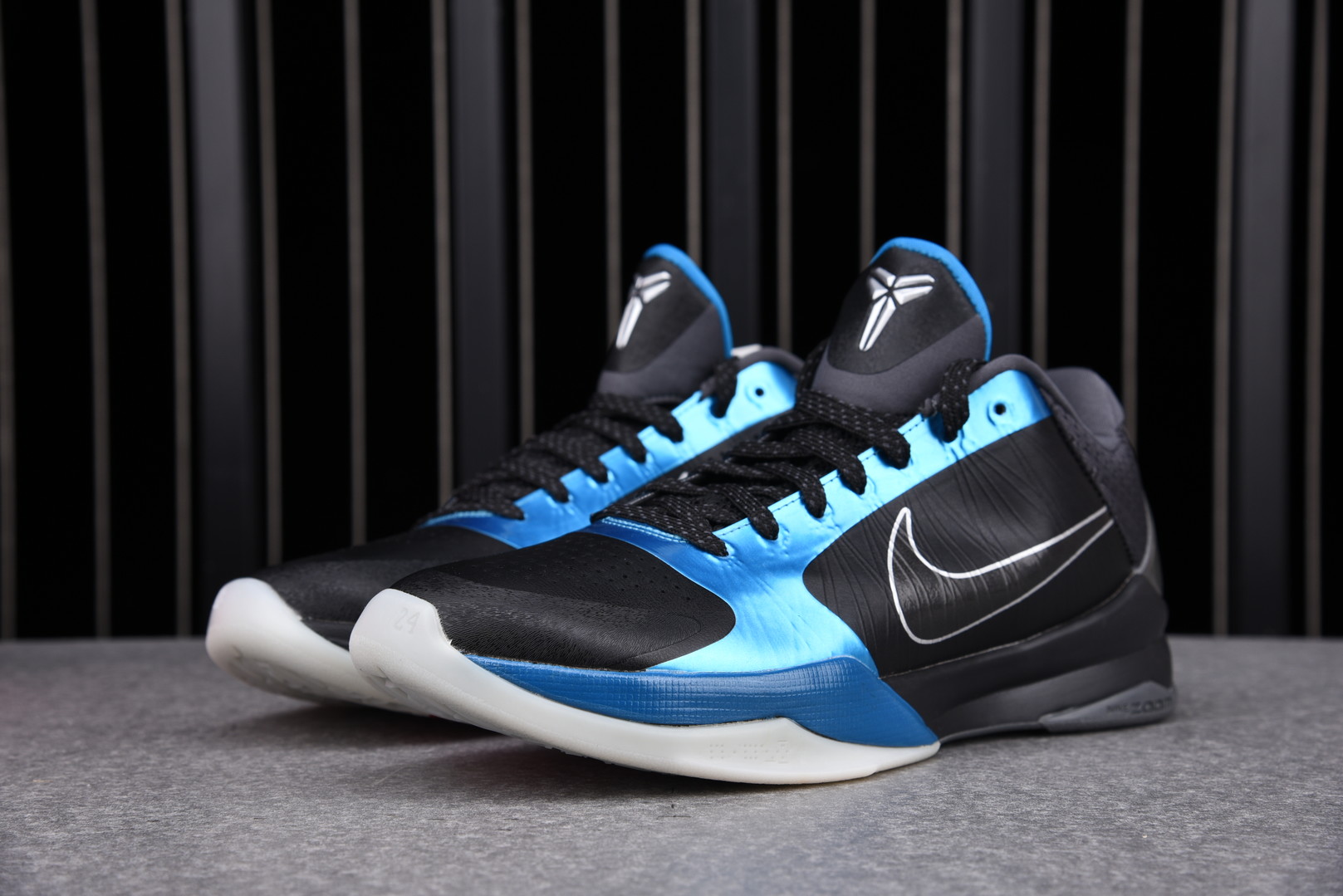 Nike Kobe 5 Dark Knight