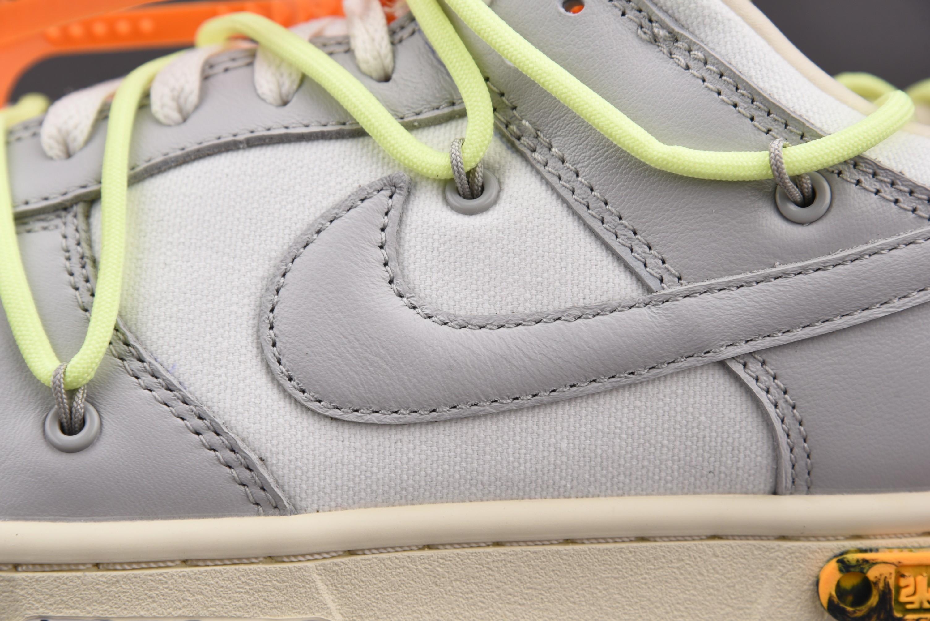 Nike Dunk Low Off-White Lot 43