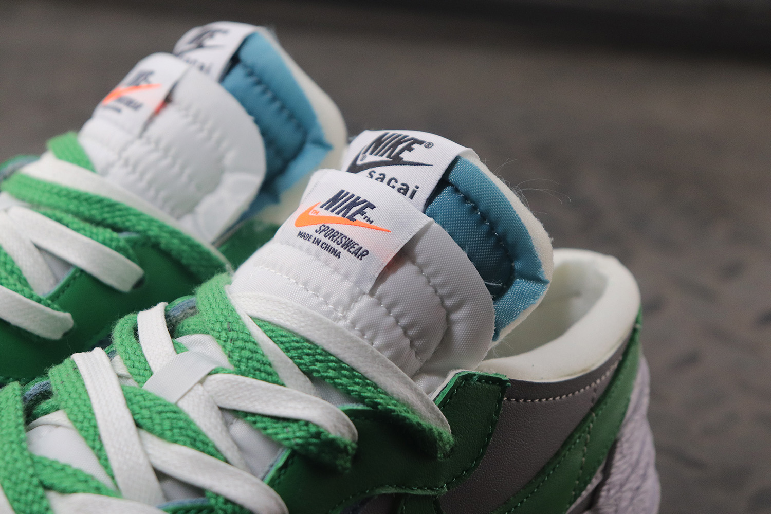 Nike Blazer Low sacai Medium Grey Classic Green