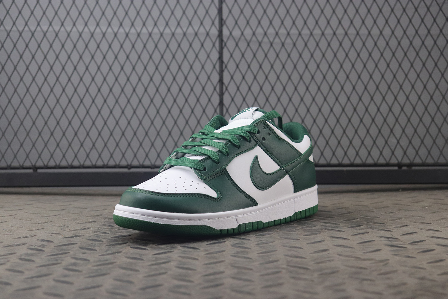 【Clearance】 Nike Dunk Low Varsity Green / Michigan State（US10）