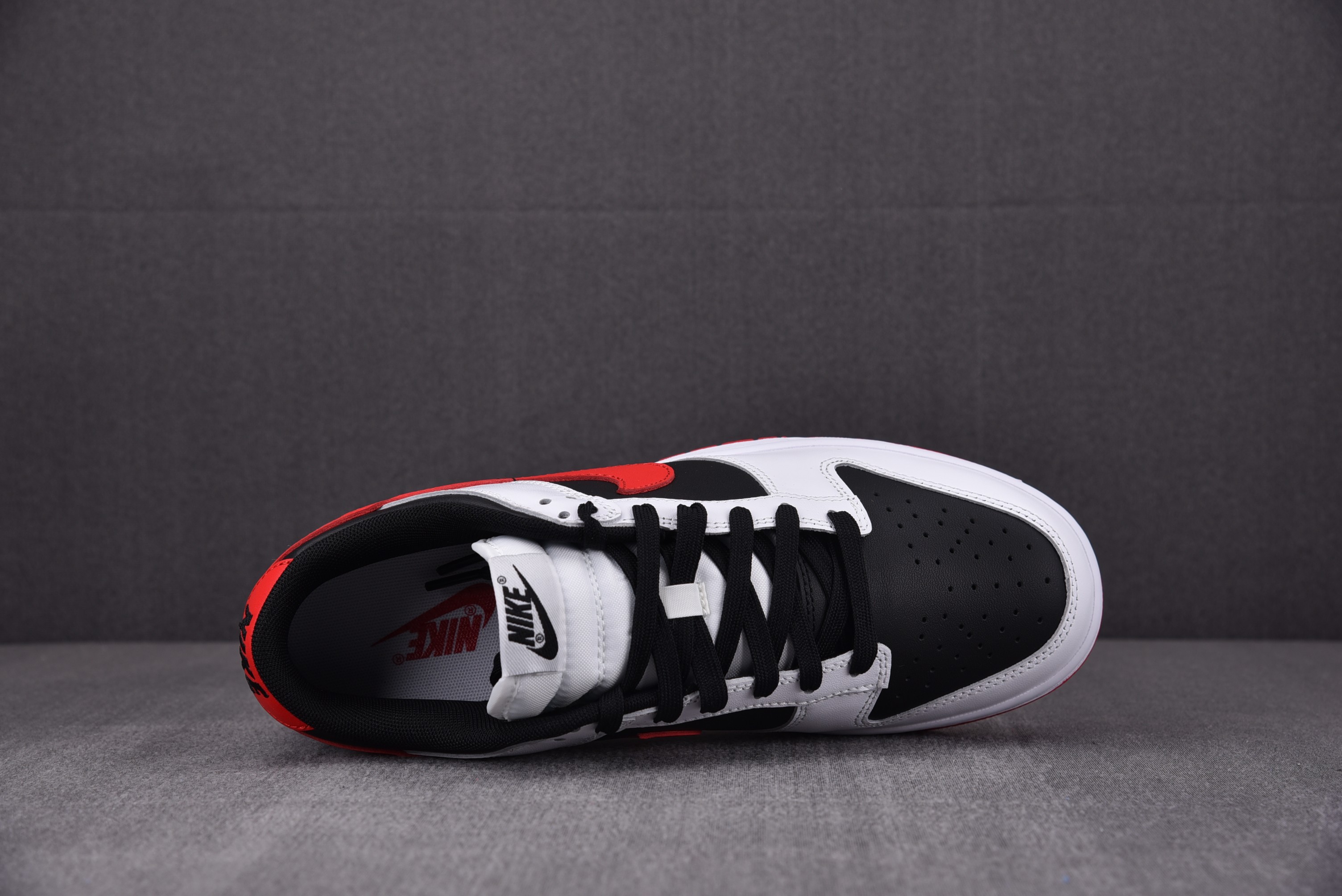 Nike SB Dunk Low White Black Red