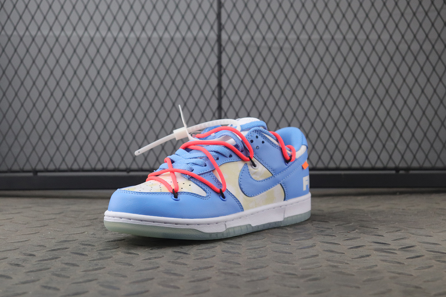 Nike Dunk Low SB Off White X Futura X SB 'UNC'