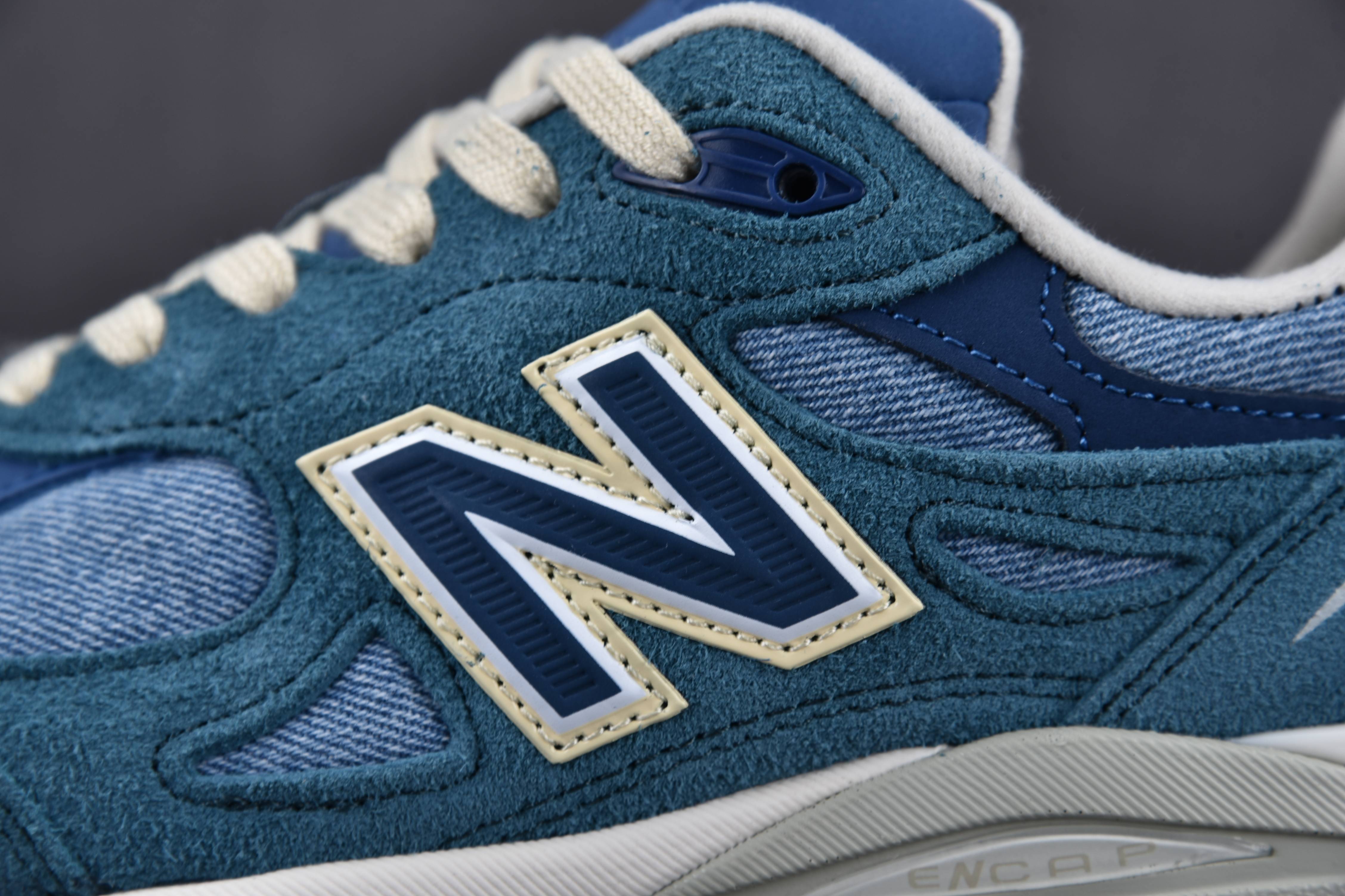 New Balance 990v3 Levi's Denim