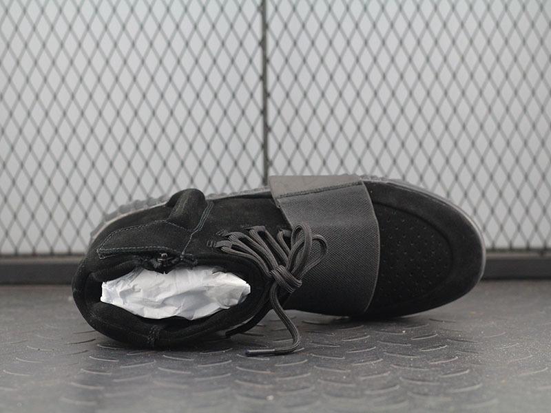 adidas Yeezy Boost 750 Triple Black