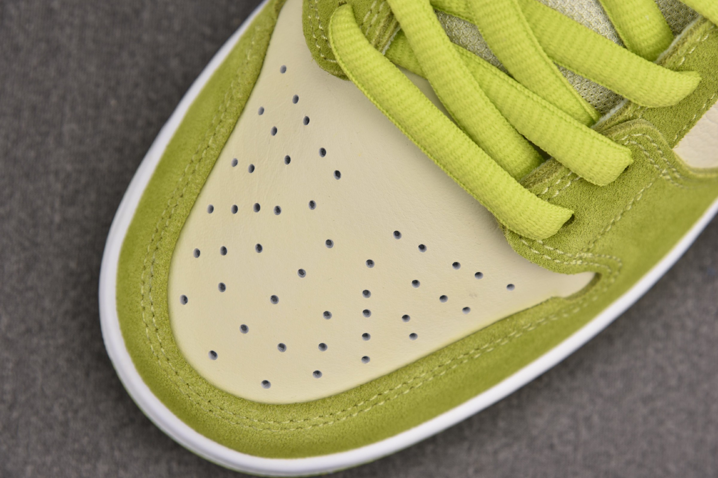 Nike SB Dunk Low Green Apple