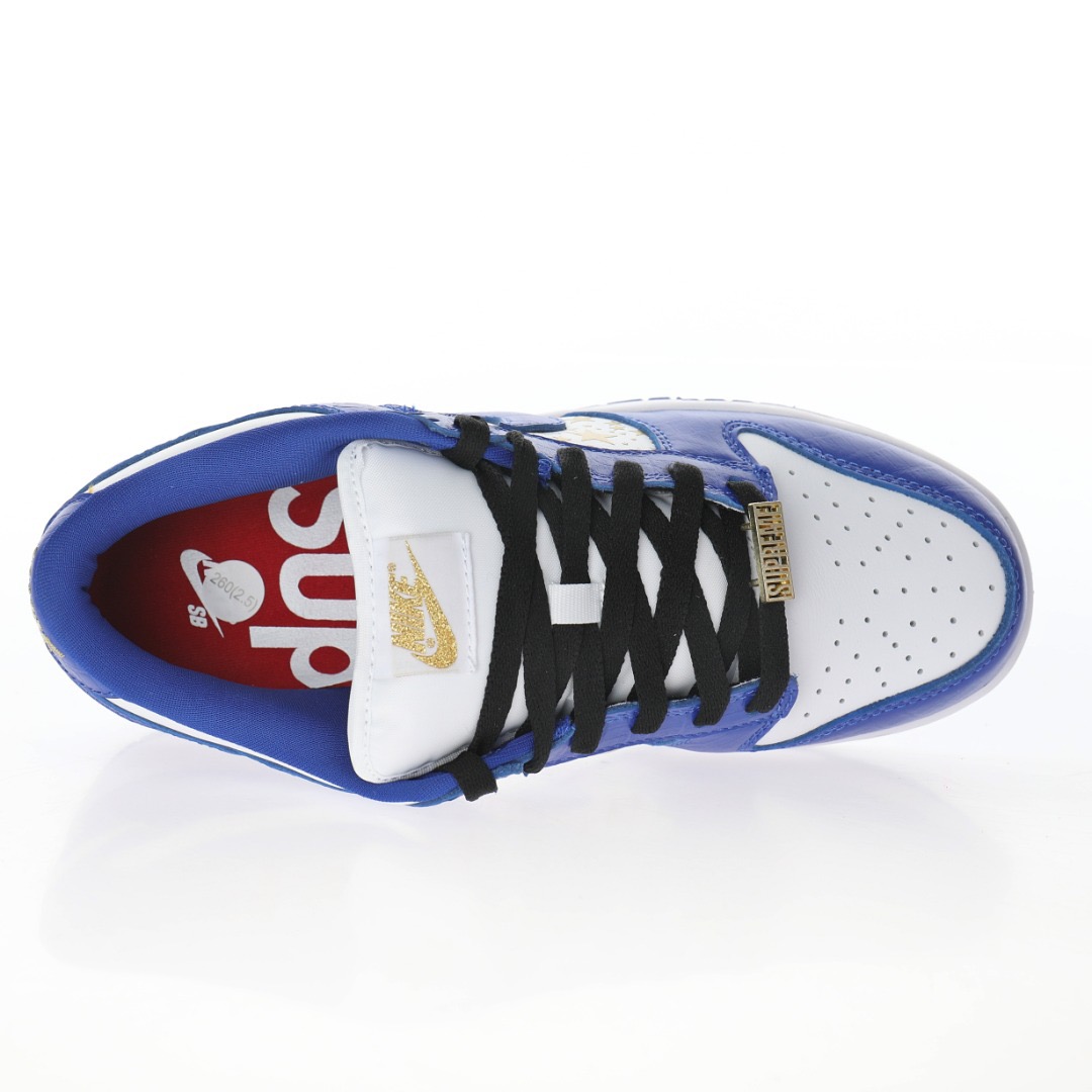 Nike SB Dunk Low Supreme Stars Hyper Royal