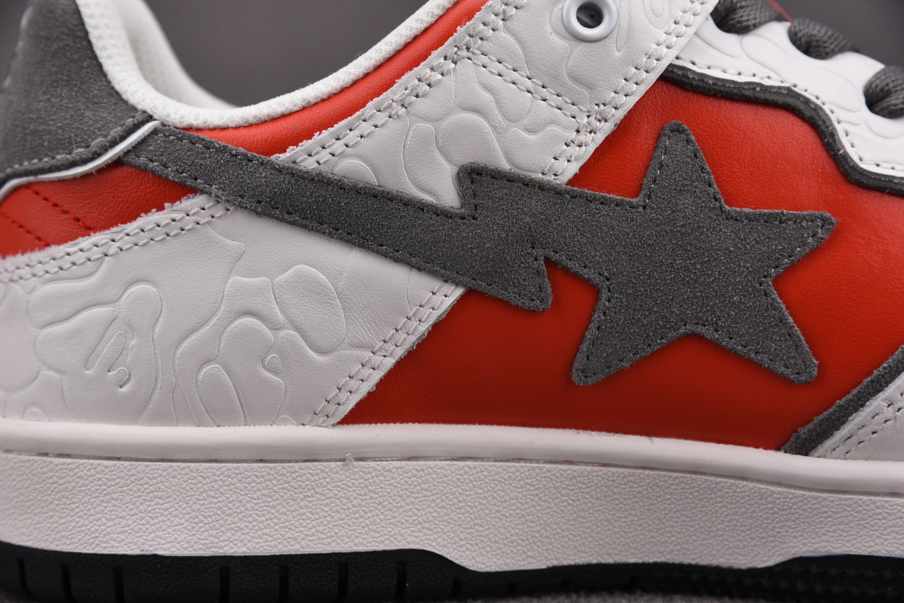 A Bathing Ape Bape SK8 Sta White Red