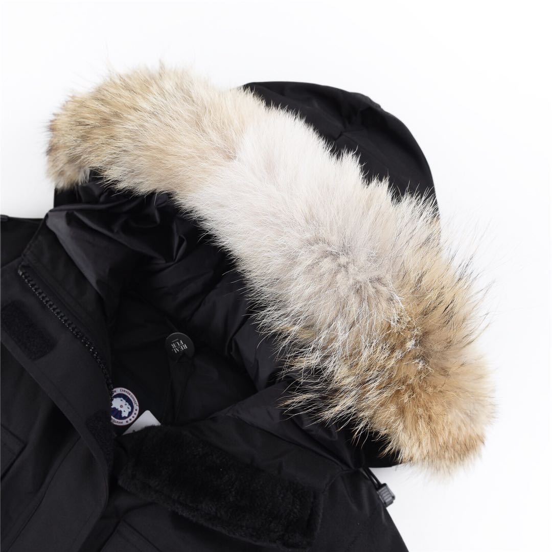 09 Canada Gooxx Expedition 4660L Black Female