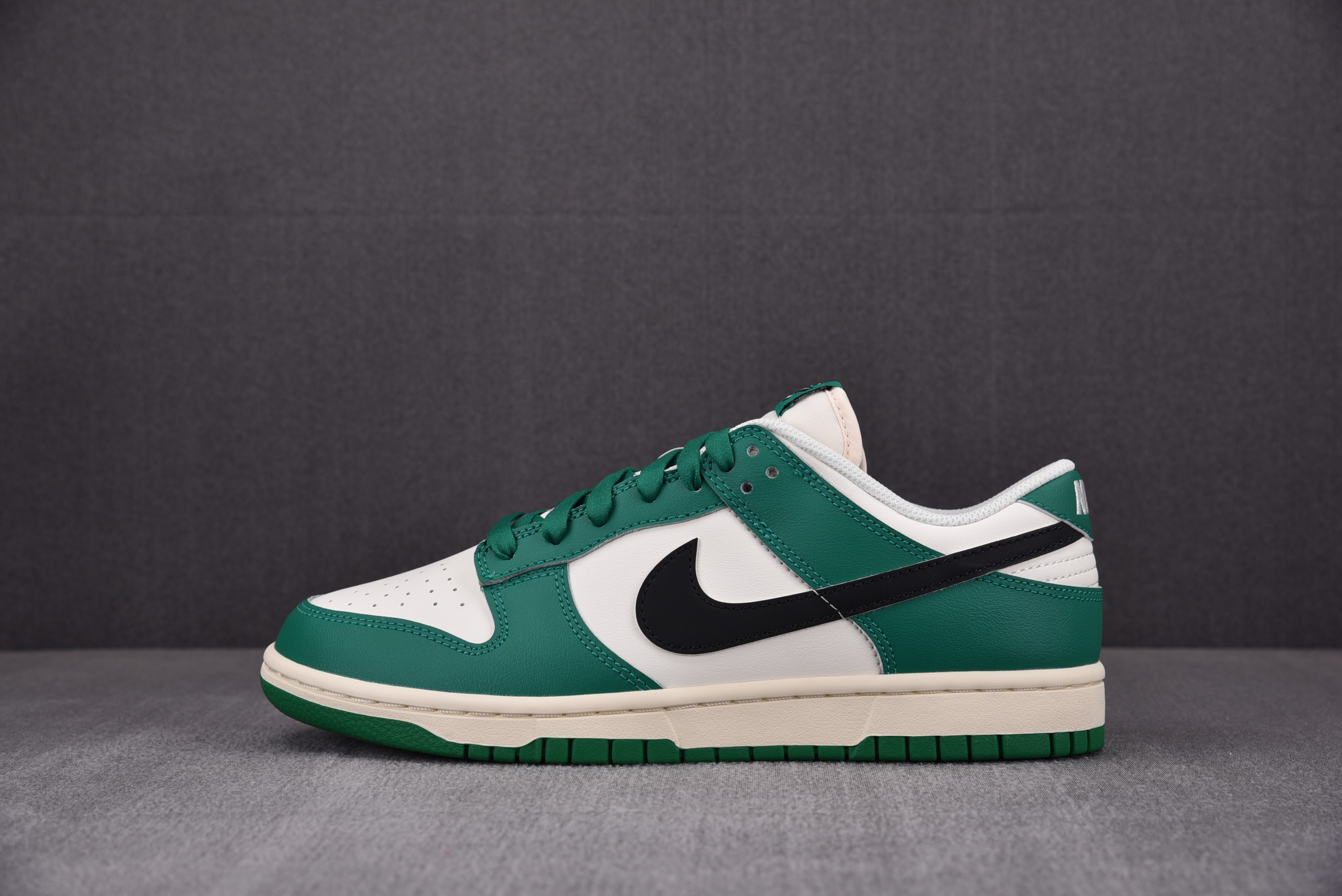 Nike Dunk Low SE Lottery Pack Malachite Green